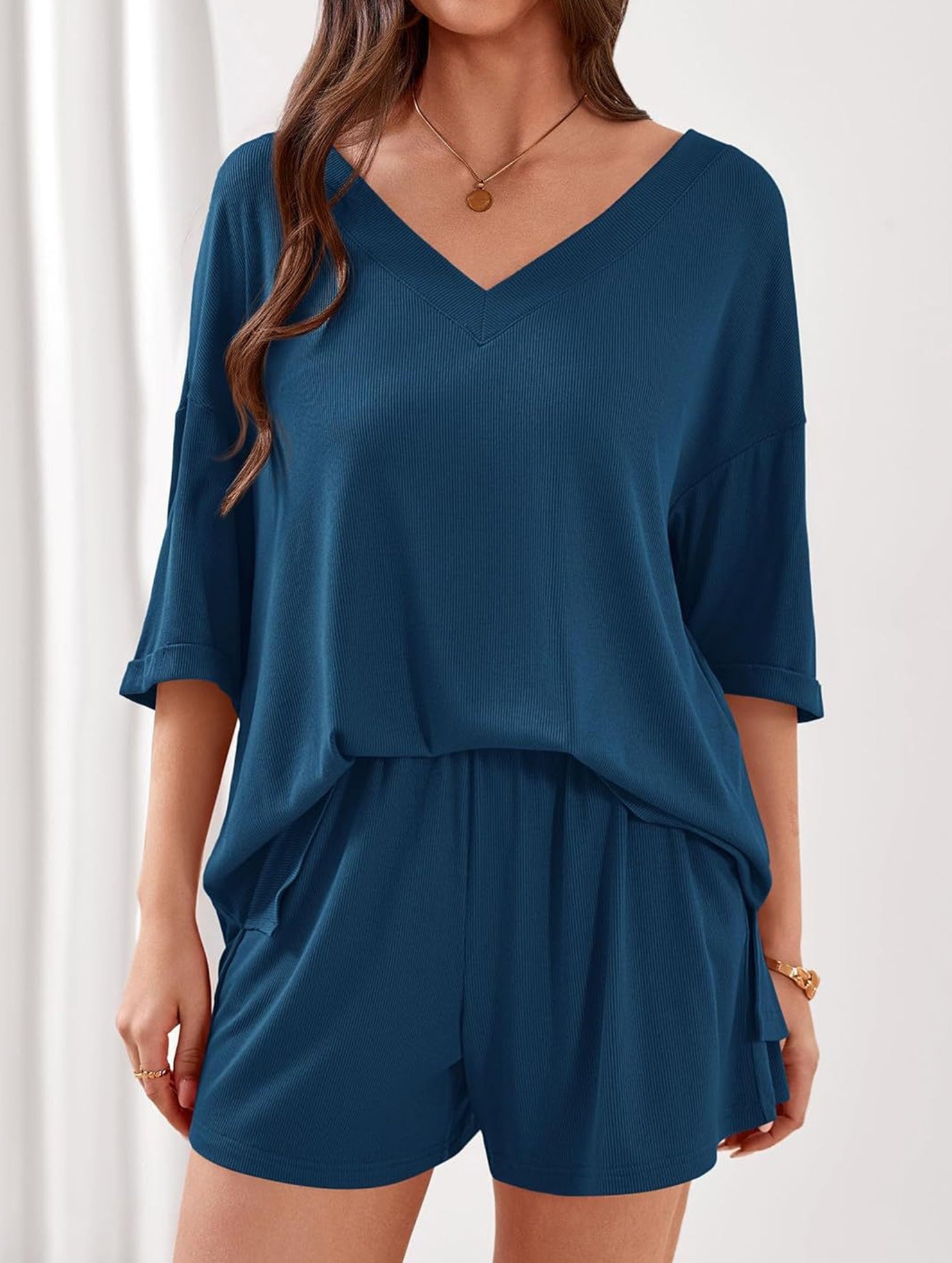 V-neck short-sleeved casual beach suit for women