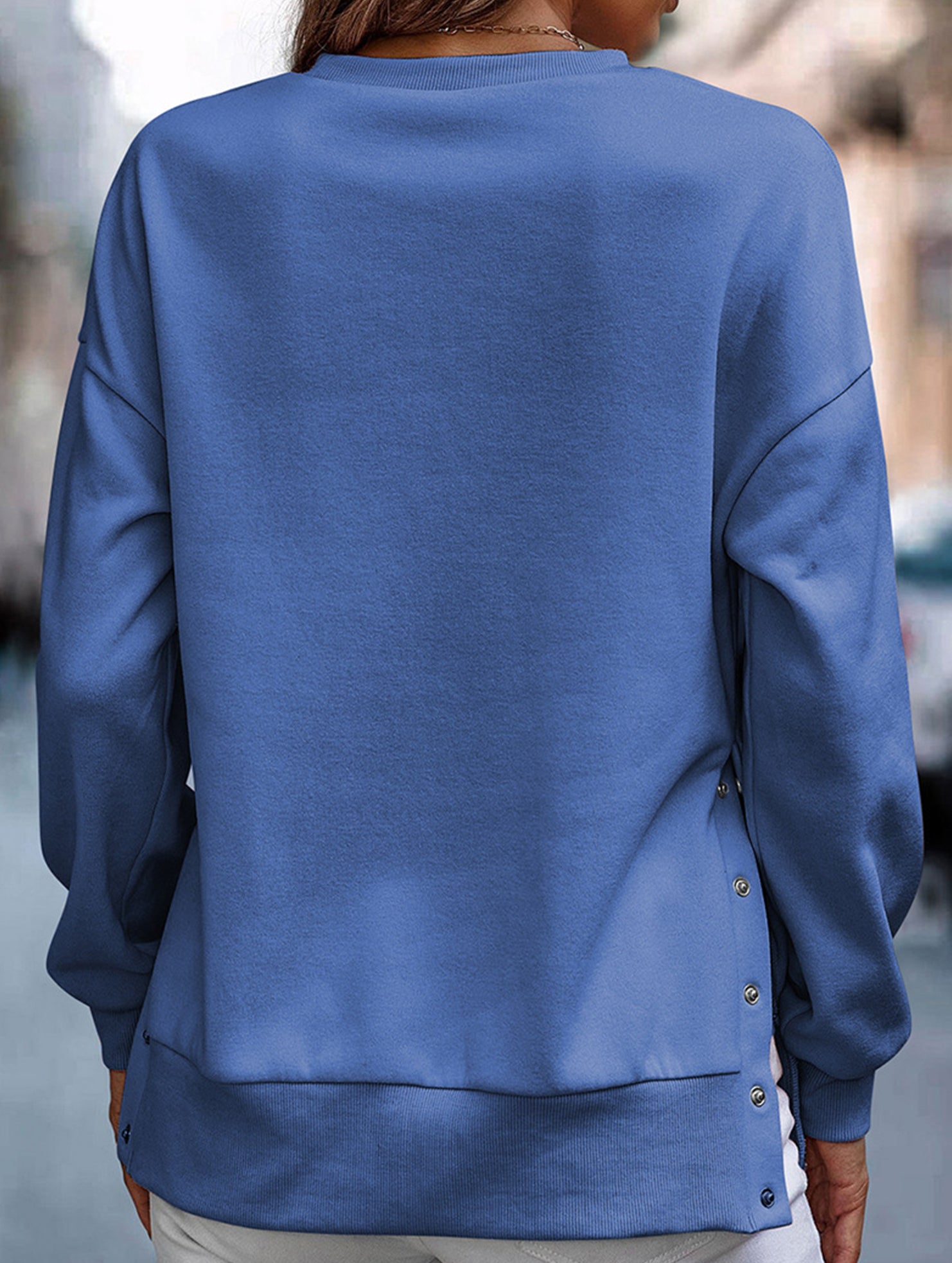 Split loose sleeve sweatshirt to cover fat