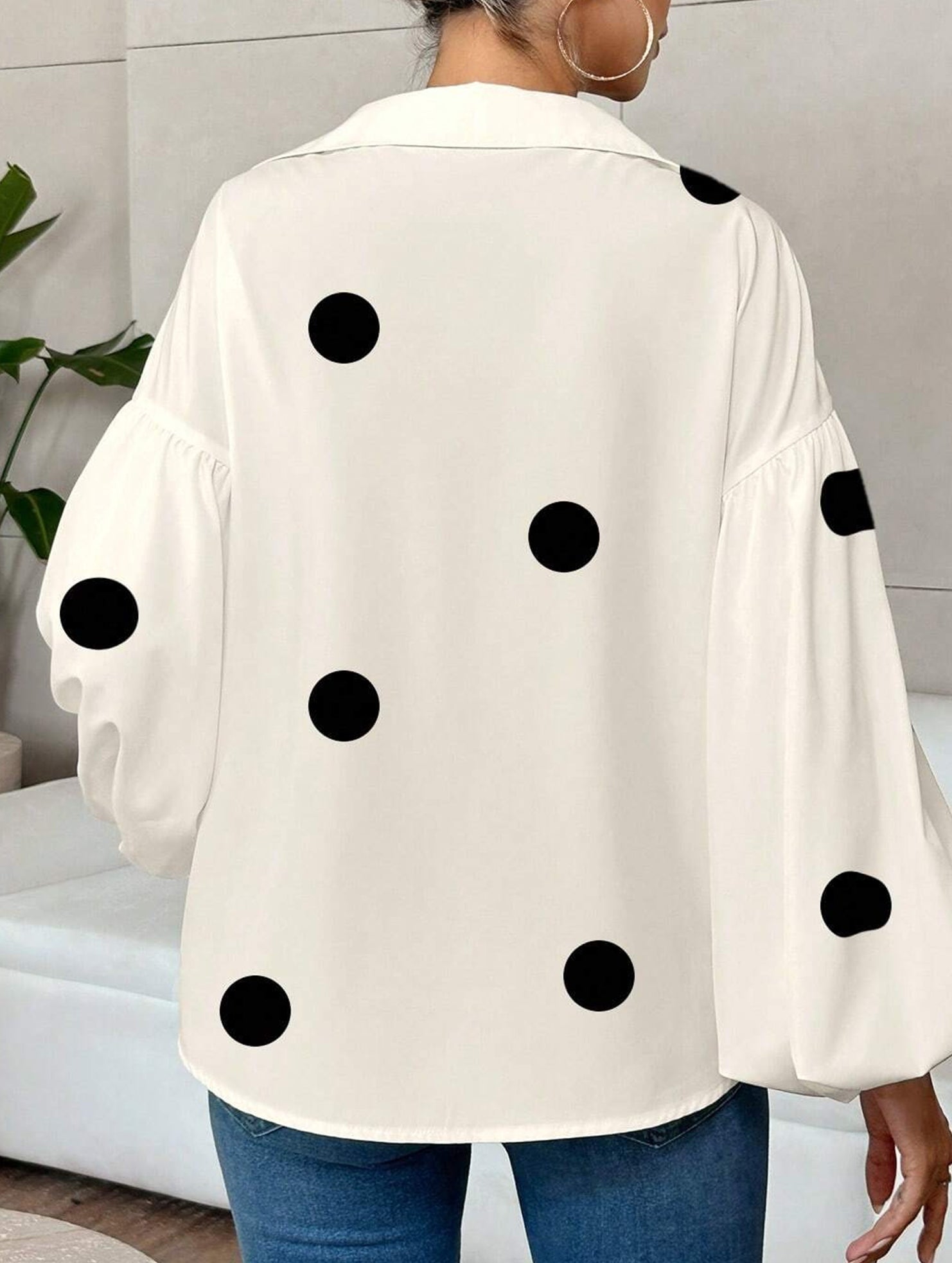 Polka dot V-neck loose bubble long-sleeved shirt