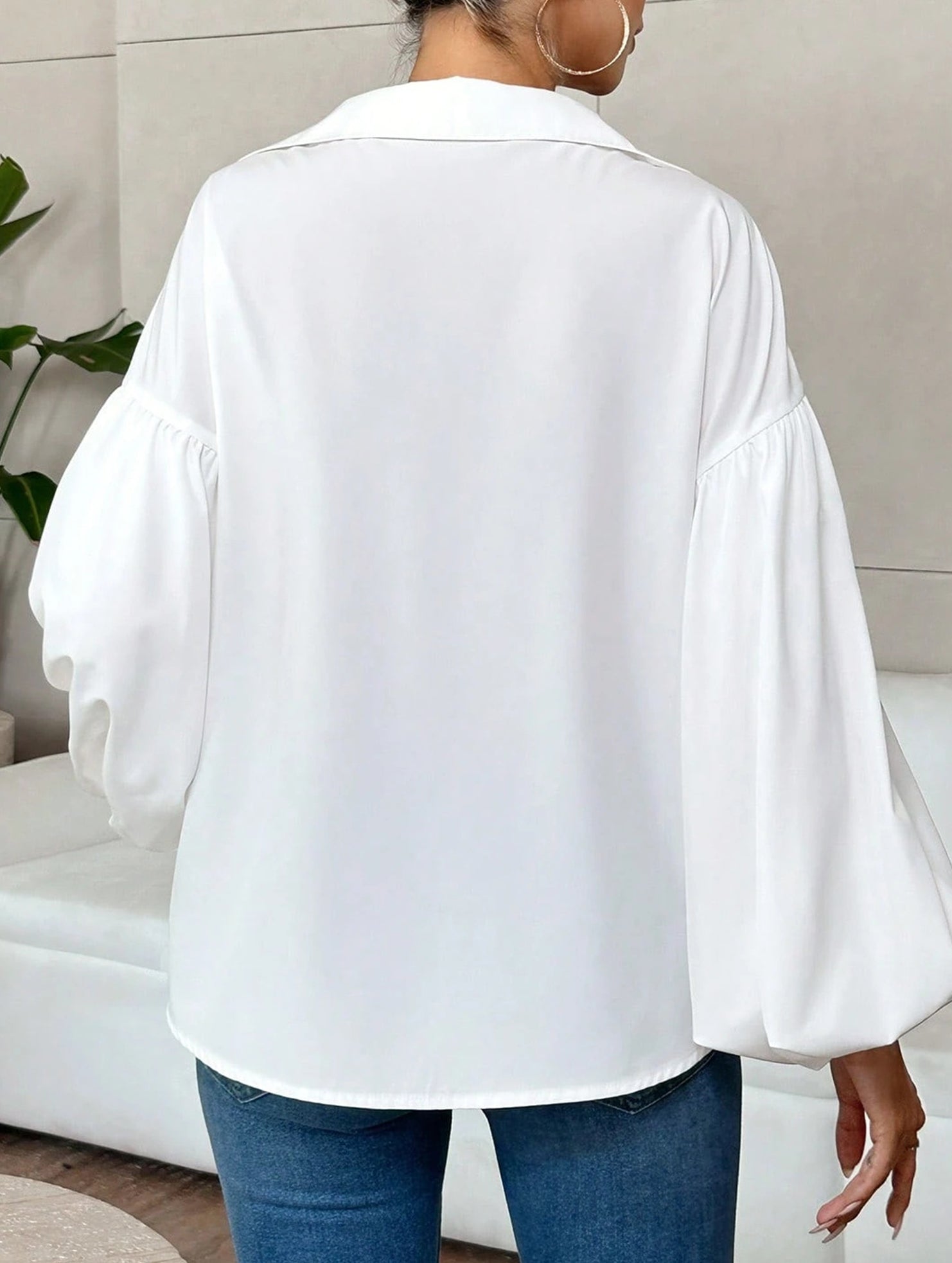 Polka dot V-neck loose bubble long-sleeved shirt