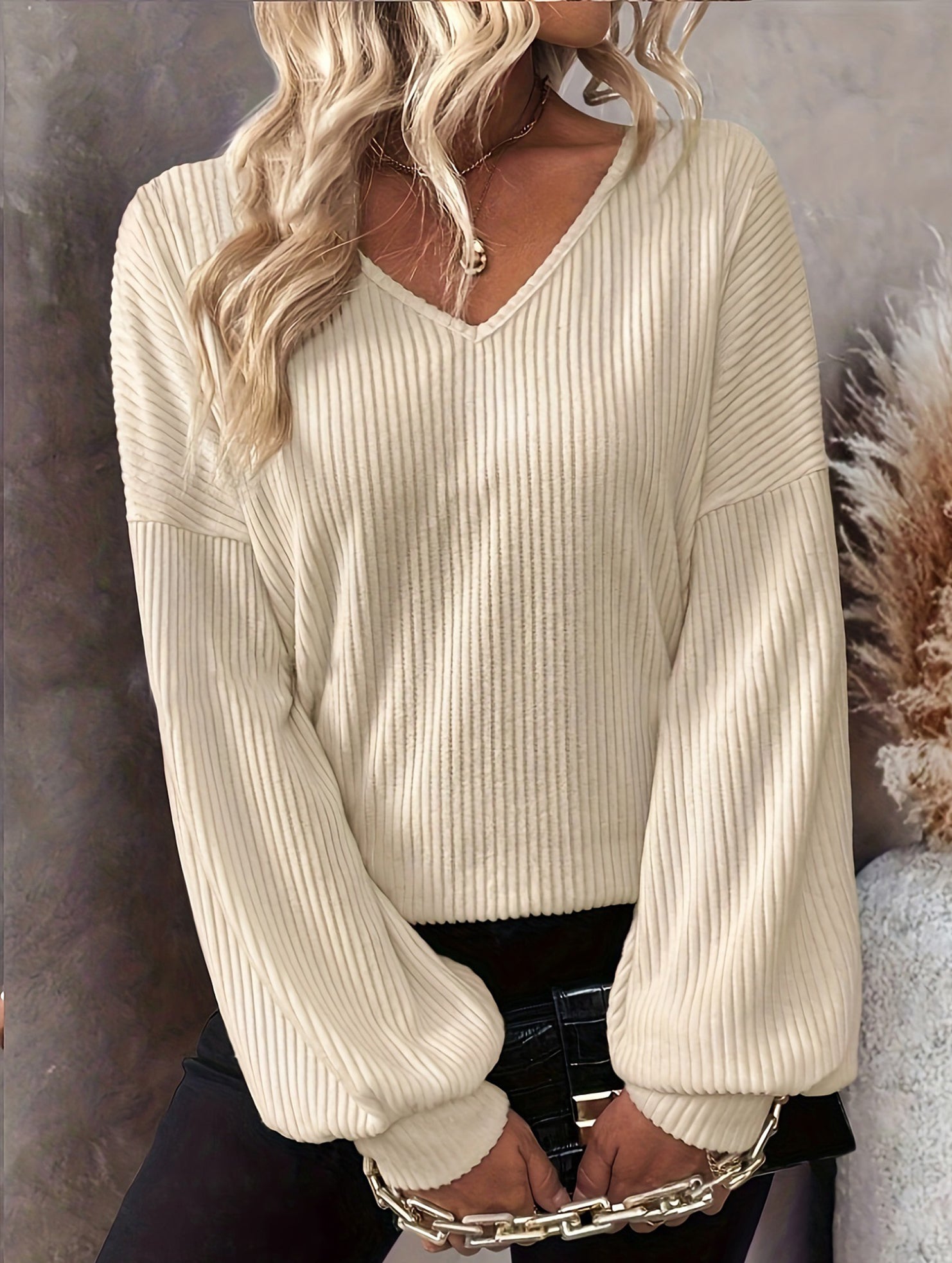 Casual and comfortable knitted T-shirt top