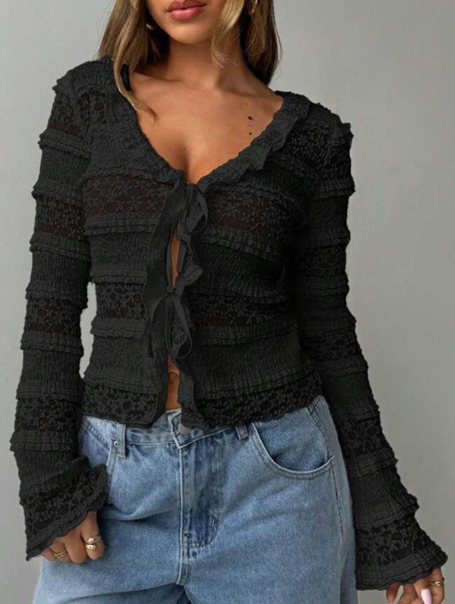 Solid color lace sweet lace long-sleeved shirt