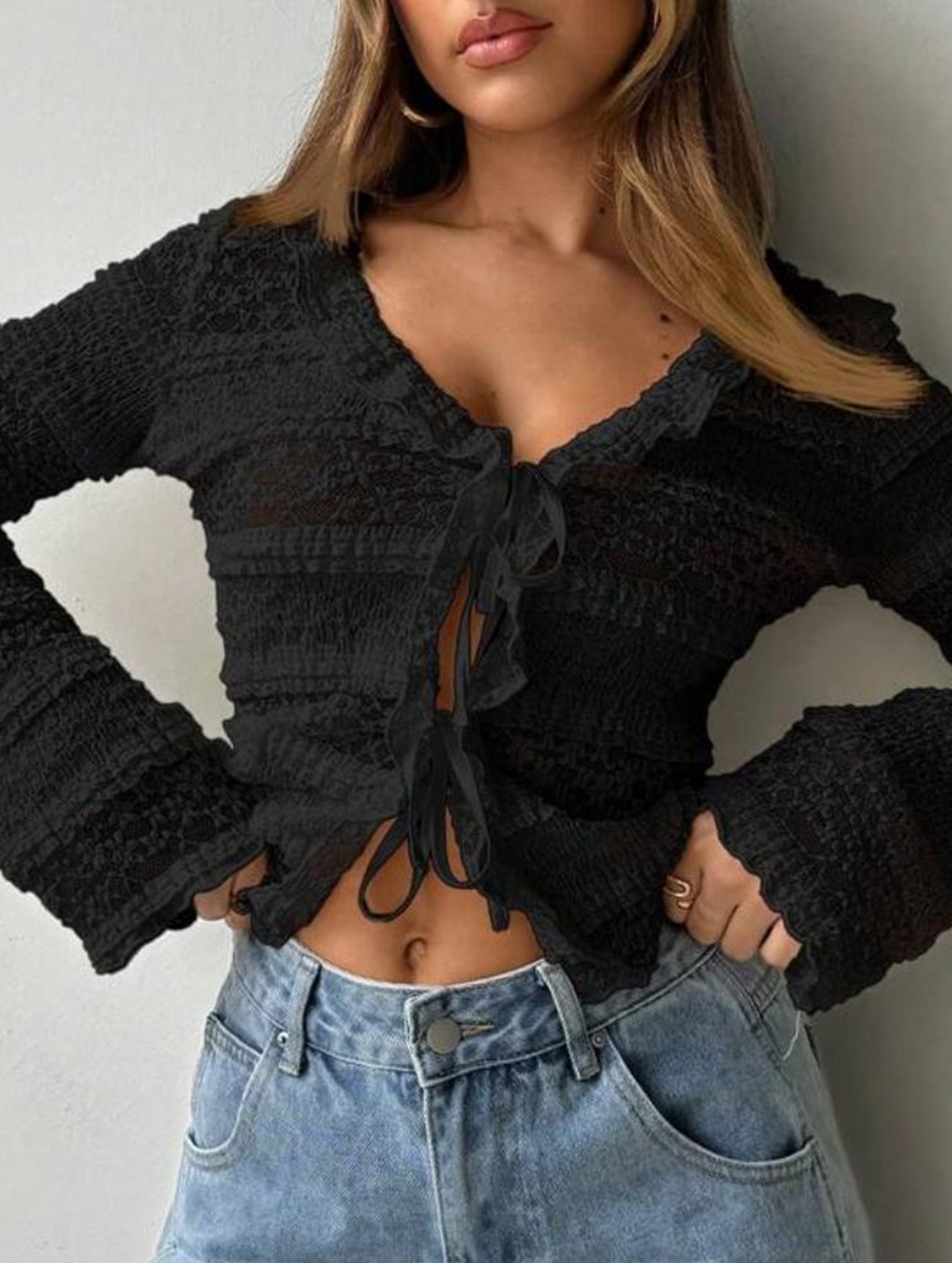 Solid color lace sweet lace long-sleeved shirt