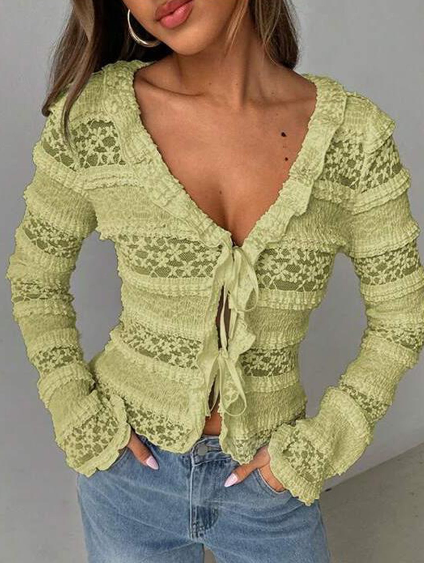 Solid color lace sweet lace long-sleeved shirt