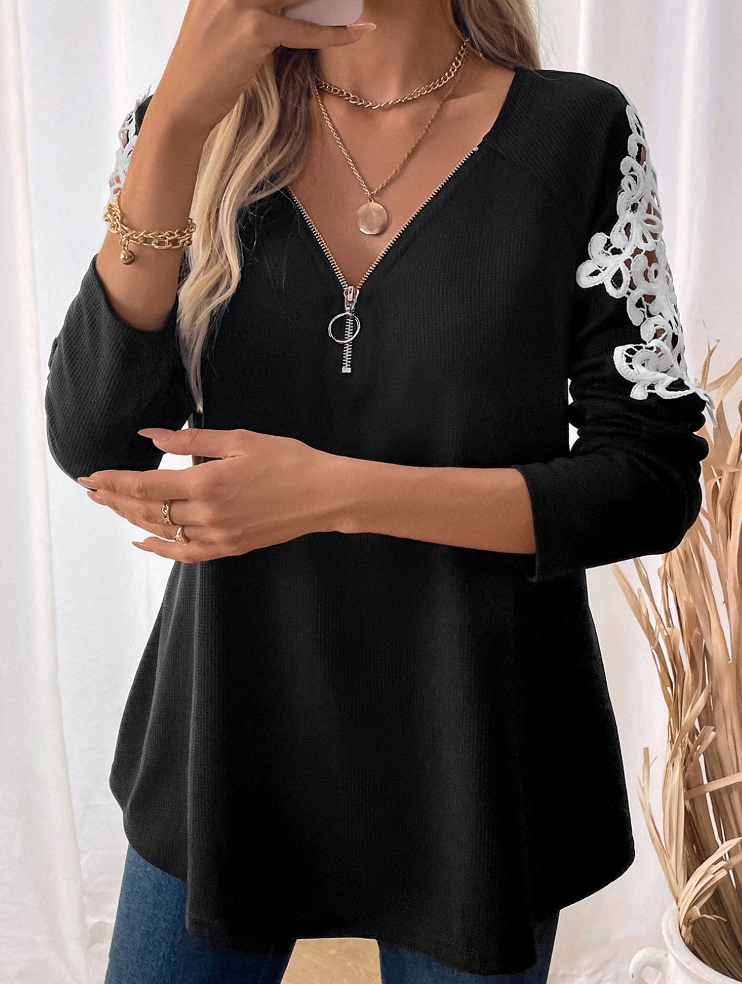 Loose Embroidered Raglan Long Sleeve Top
