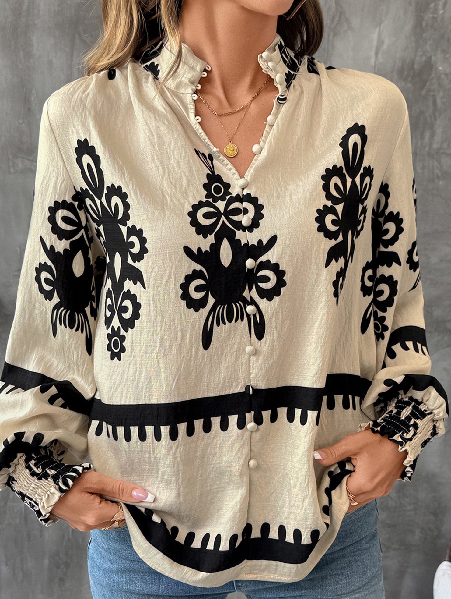 Open-collar vintage print long-sleeved shirt