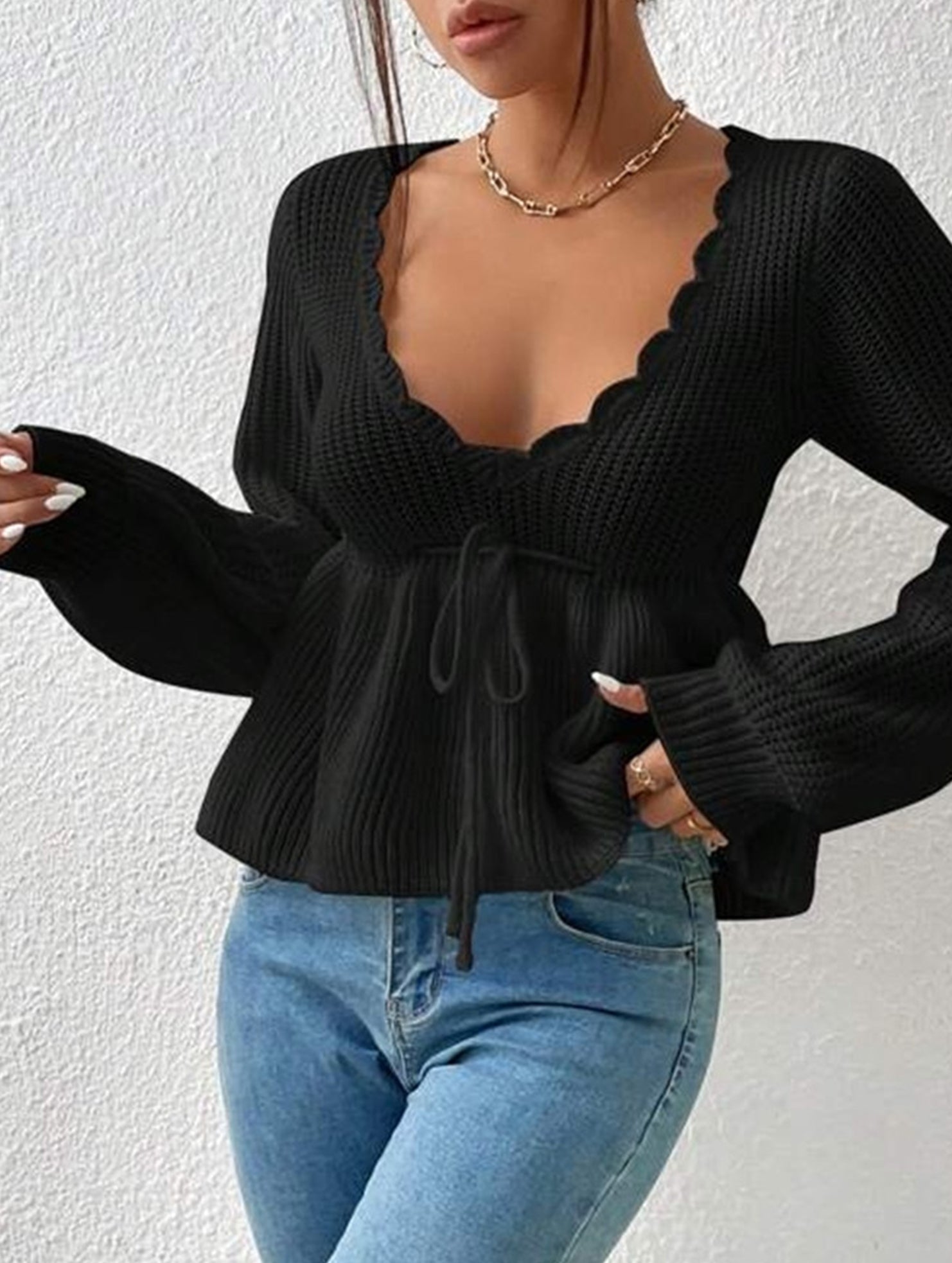 Loose V-neck drawstring knitted sweater