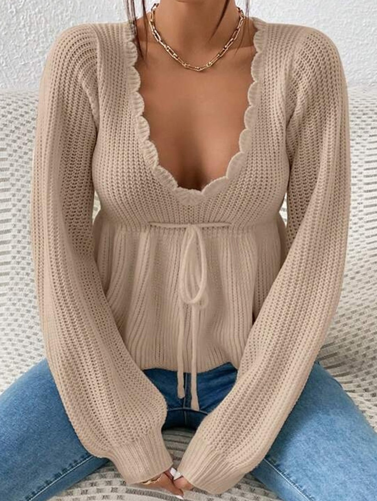 Loose V-neck drawstring knitted sweater