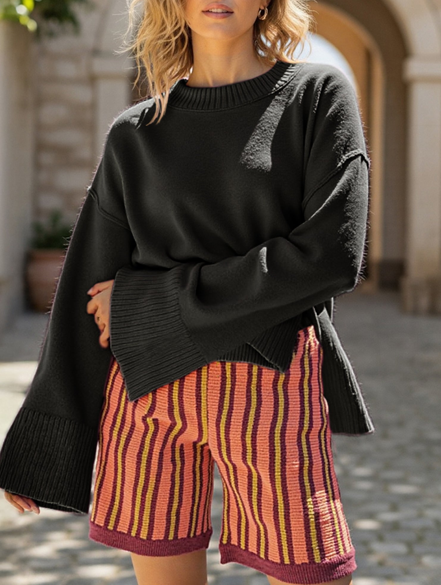 Round neck flared sleeve pullover sweater