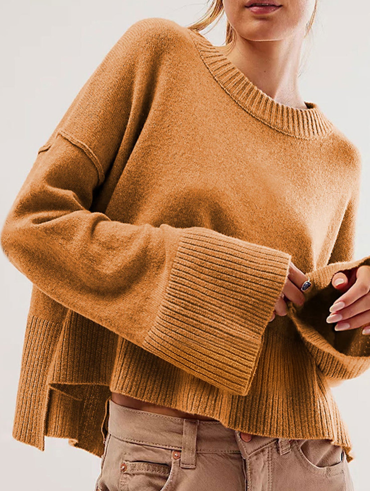 Round neck flared sleeve pullover sweater