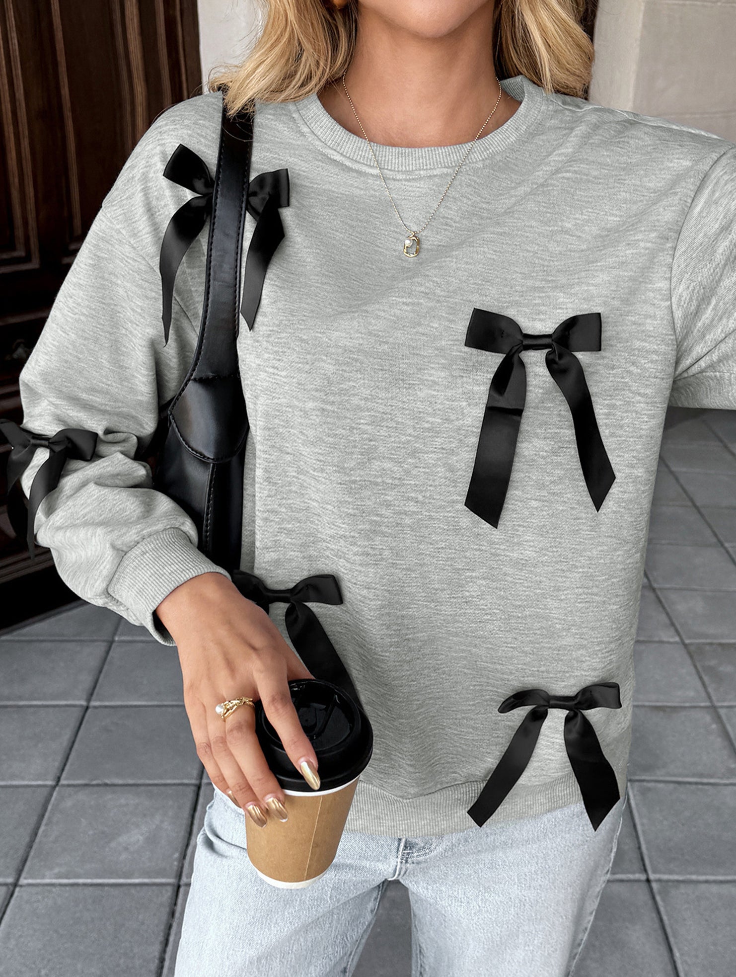Grey bow-decorated crew neck sweatshirt