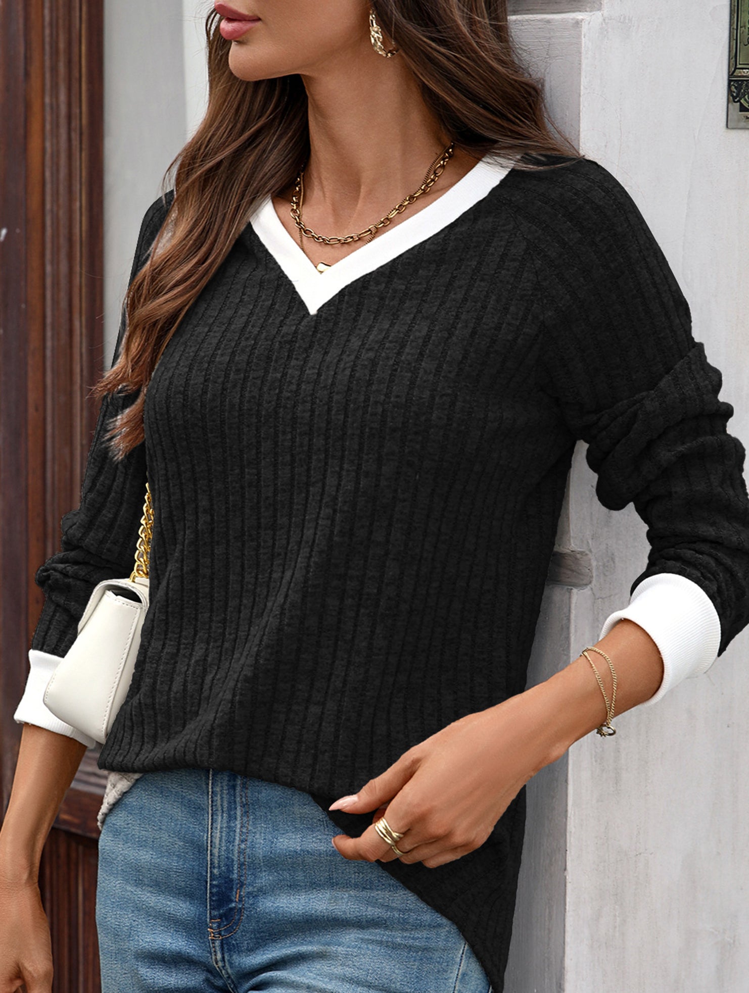Contrast color V-neck loose long-sleeved T-shirt top