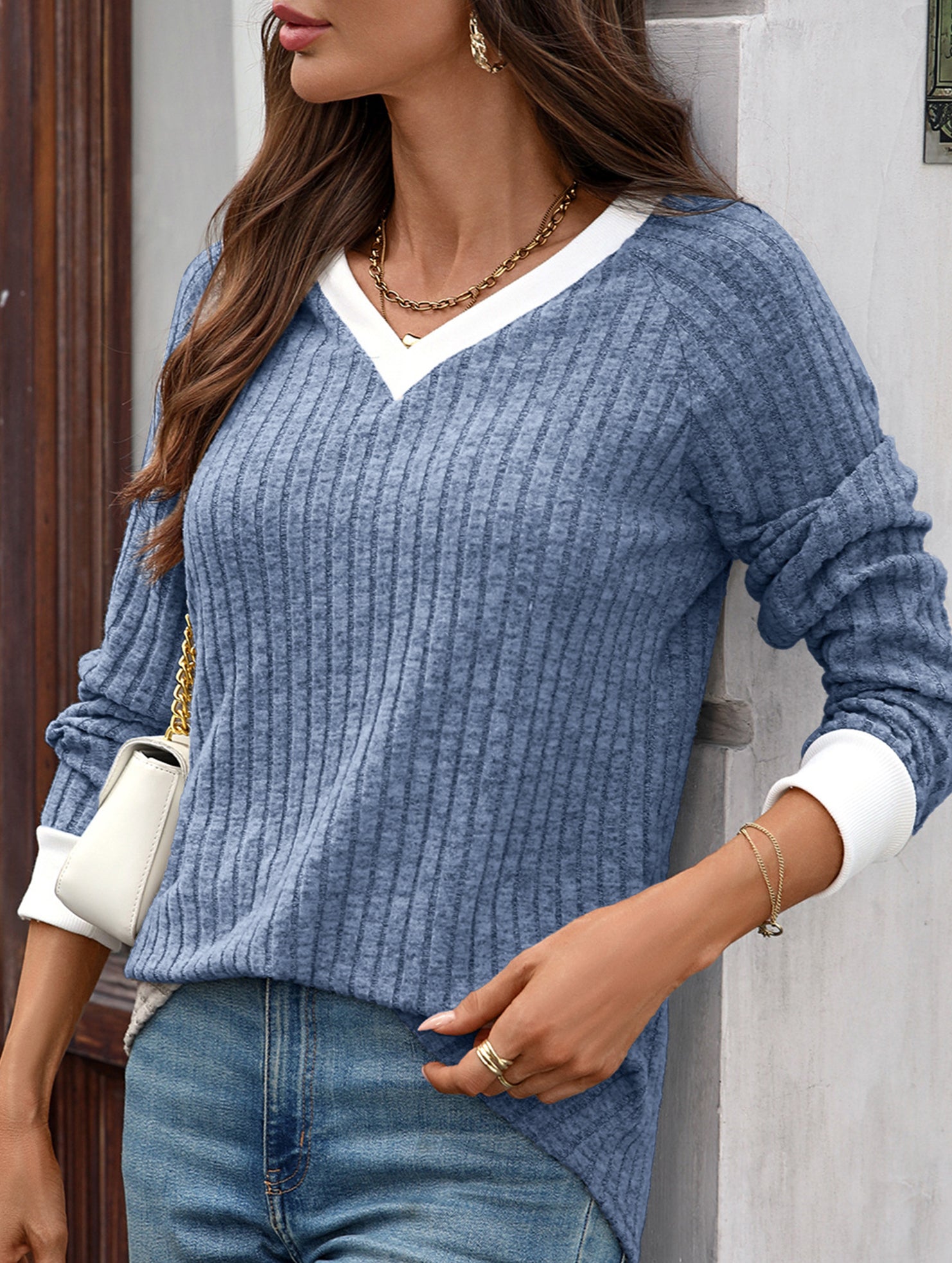 Contrast color V-neck loose long-sleeved T-shirt top