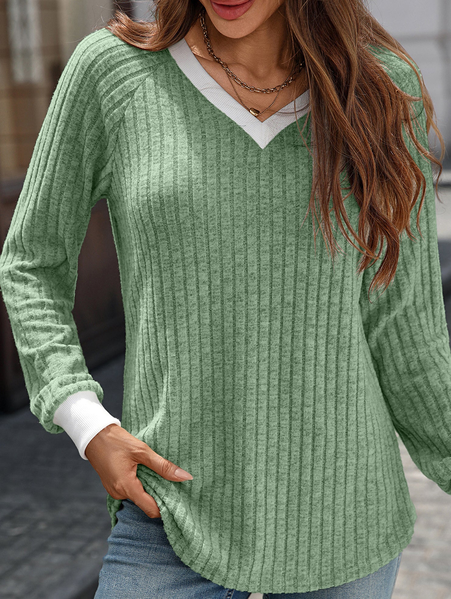 Contrast color V-neck loose long-sleeved T-shirt top
