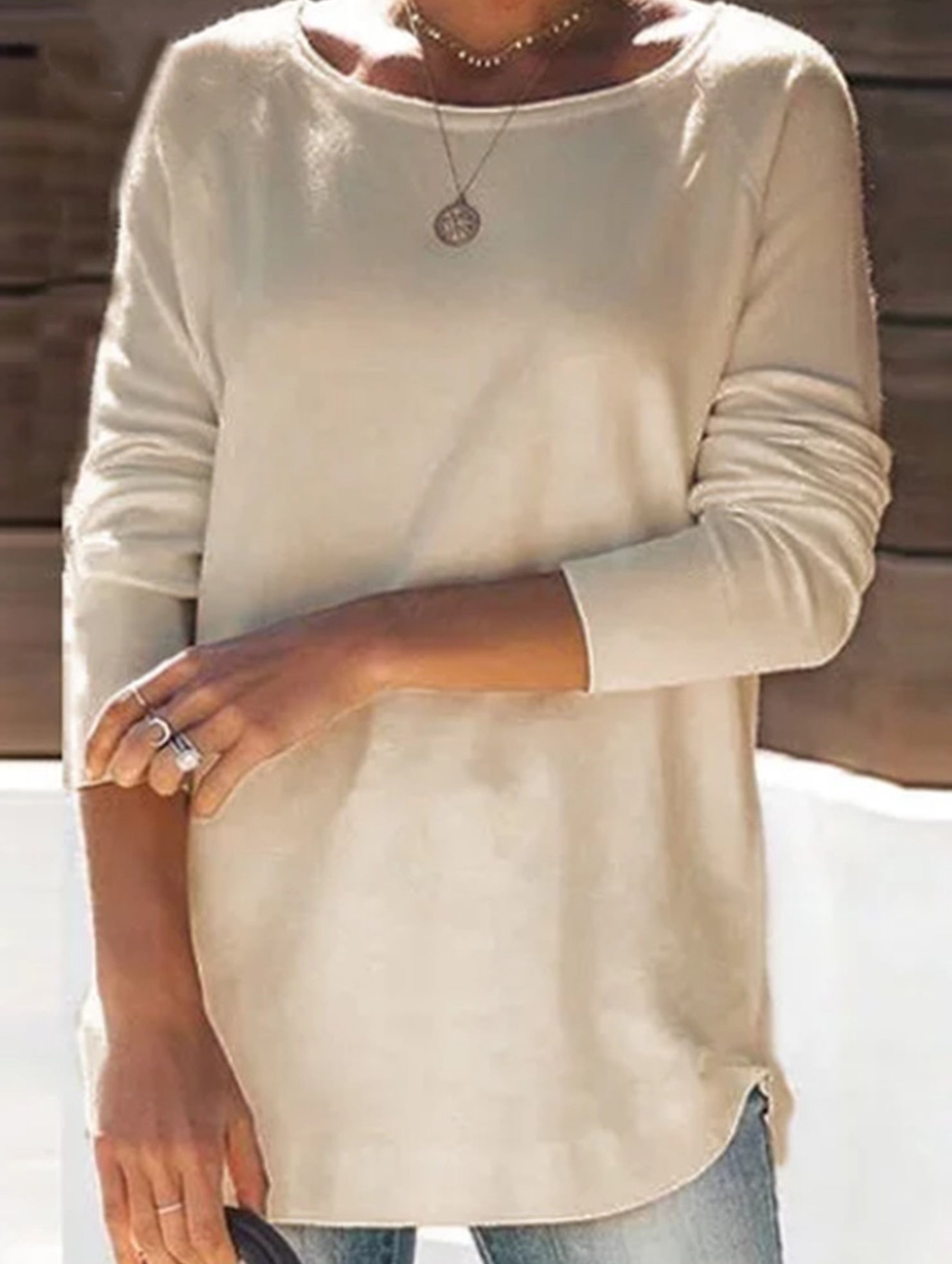 Round collar solid color casual top
