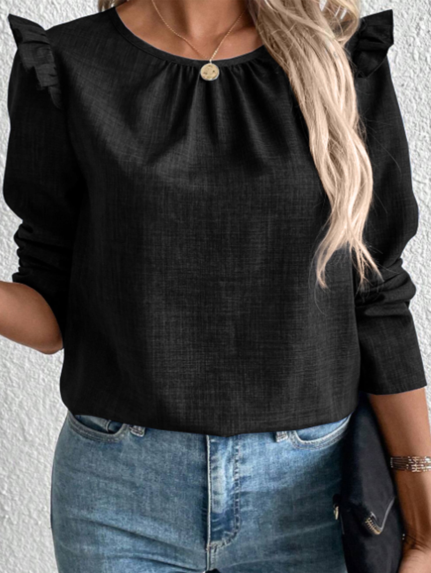 Single-breasted fashionable T-shirt with back buttons