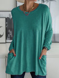 Round neck loose pocket solid color T-shirt
