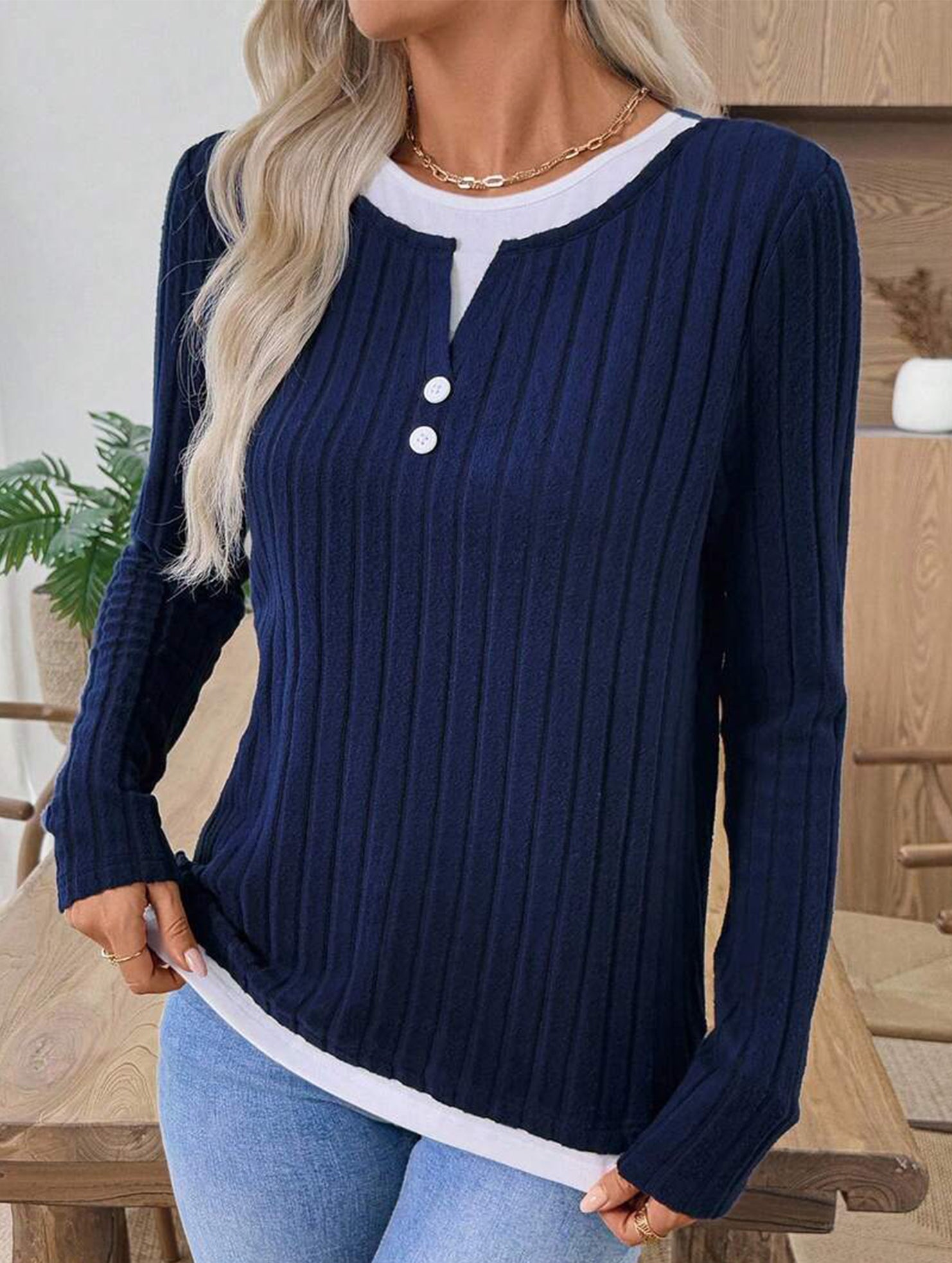 Casual round neck button long sleeve T-shirt