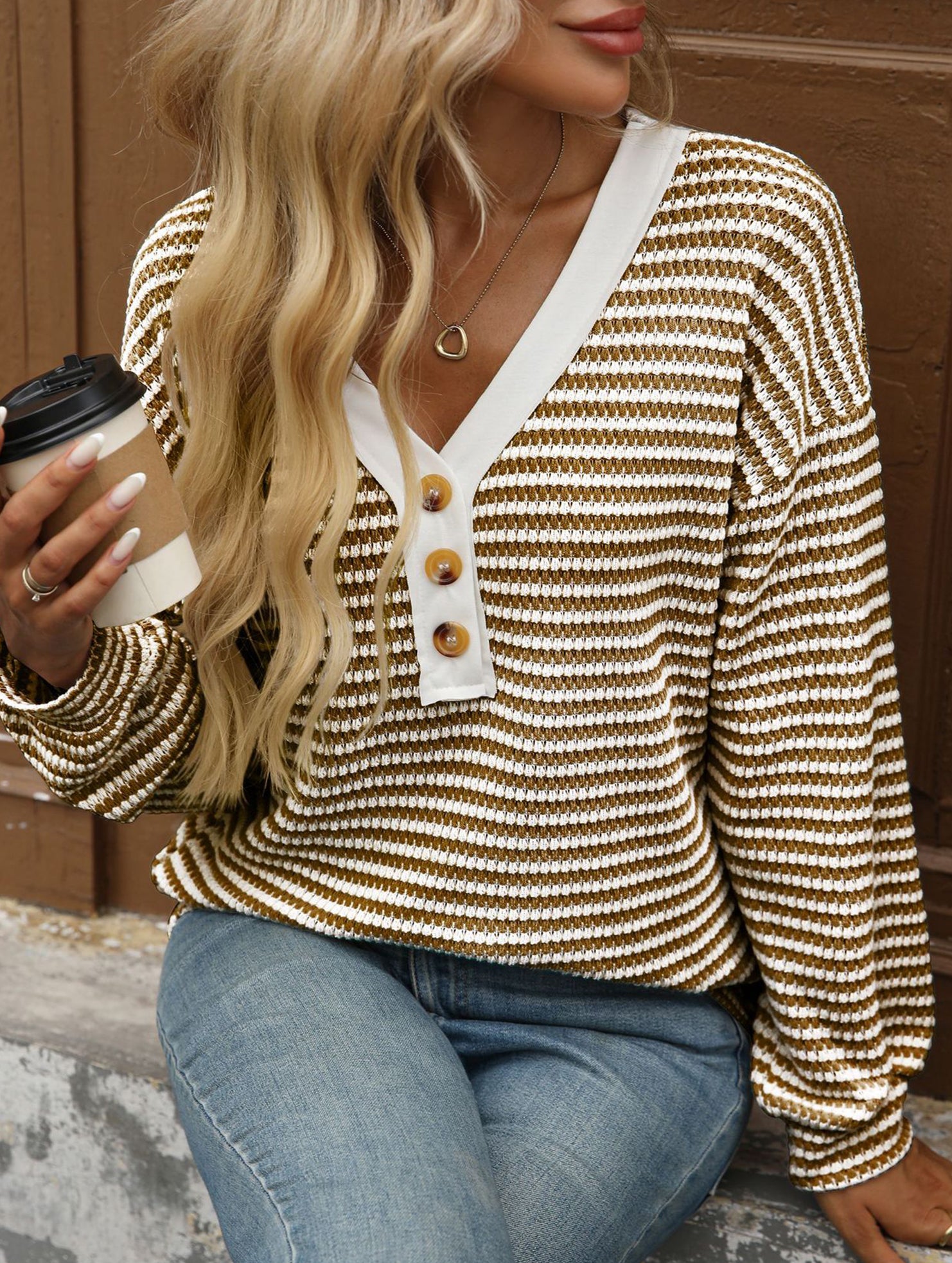 V-neck button-down casual colorblock T-shirt