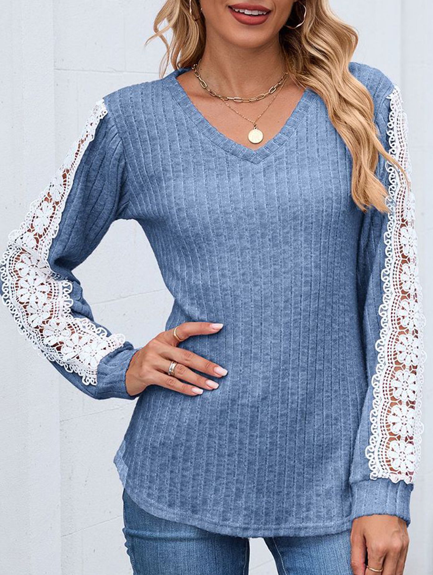 V-neck loose long-sleeved lace top