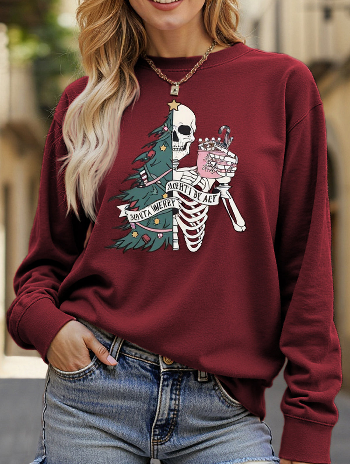 Stylish Crew Neck Christmas Long-Sleeve Sweatshirt