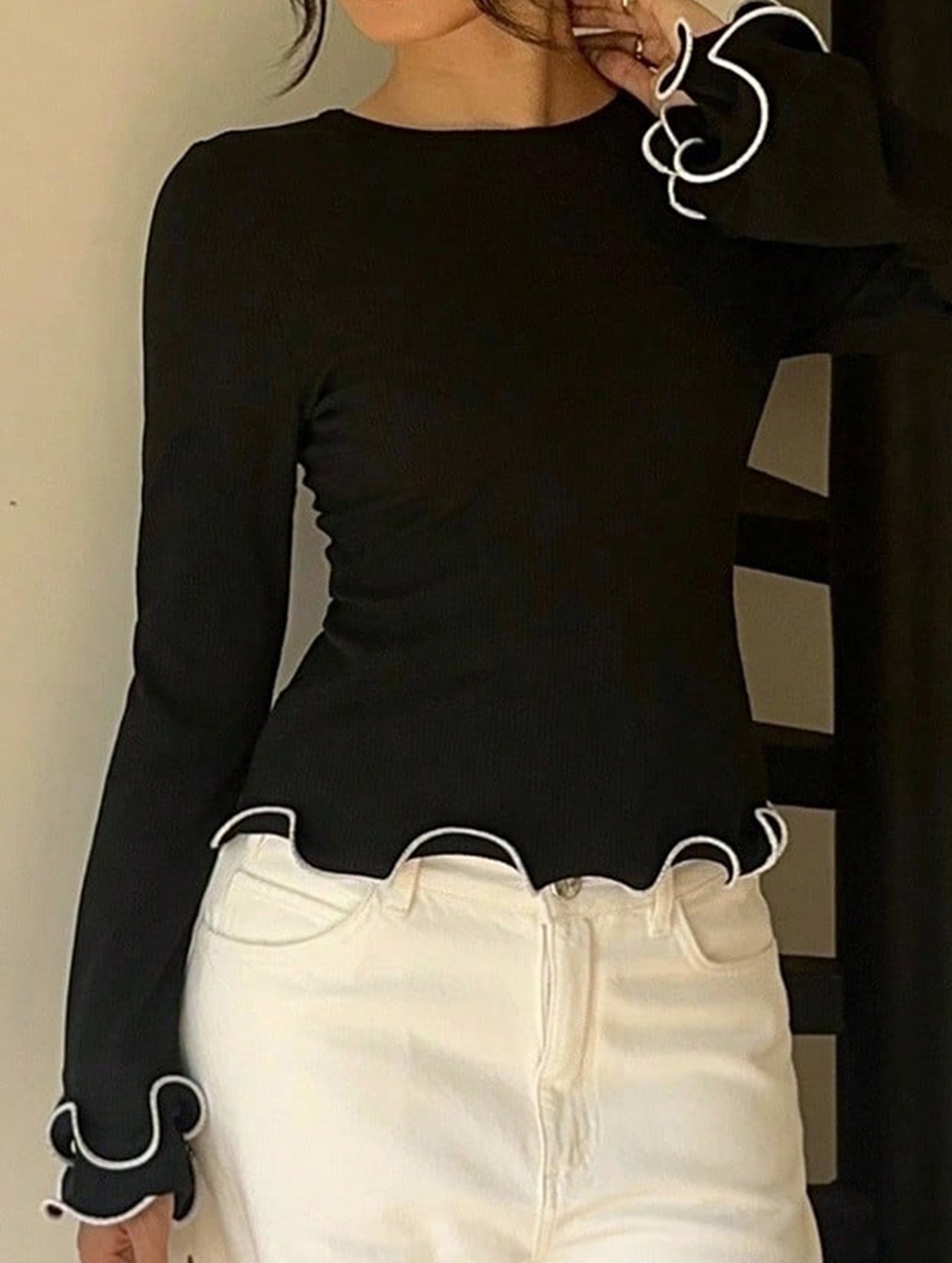 Color-blocked ruffled knit sweater