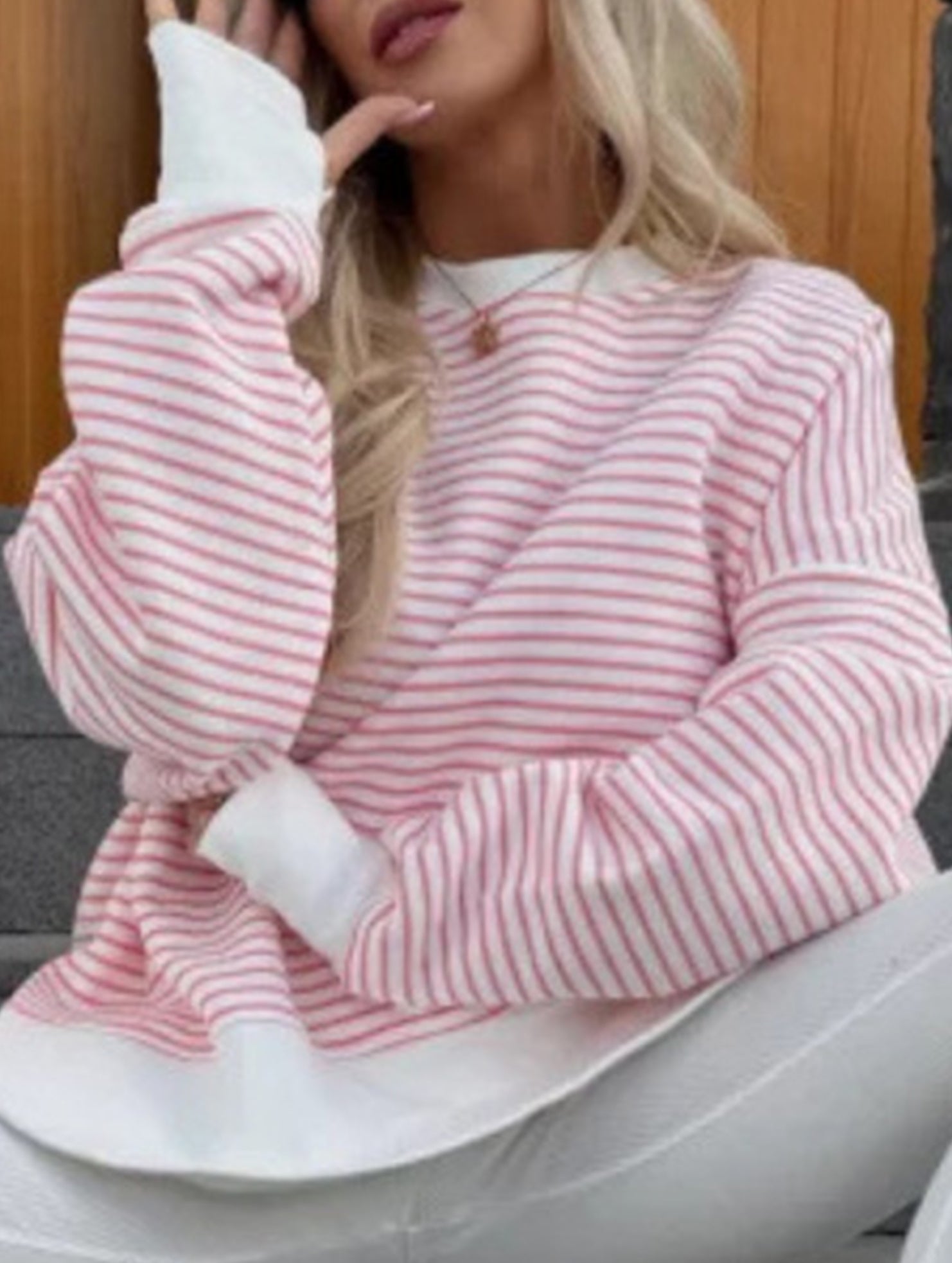 Casual crew neck striped pullover sweatshirt