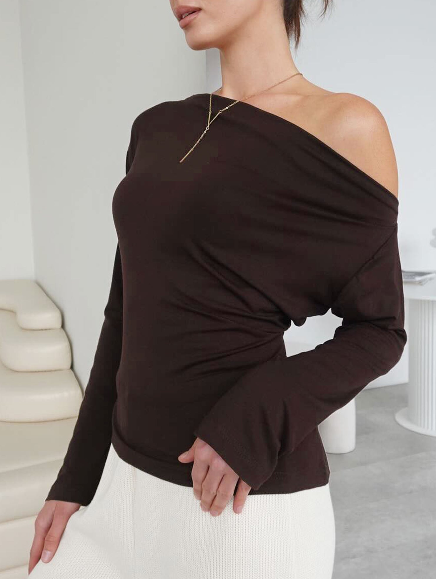 Sexy off-the-shoulder fitted waist top with straps