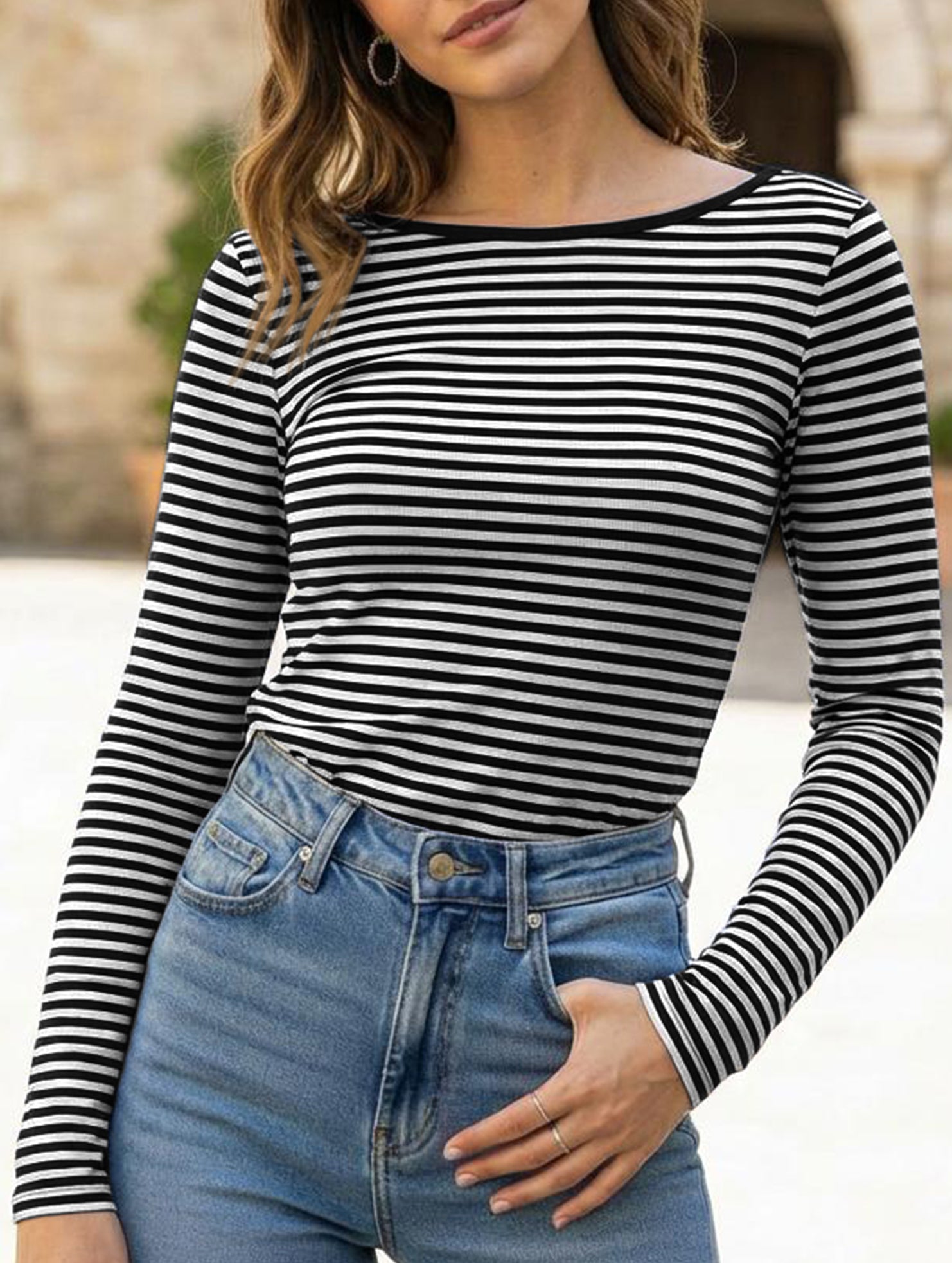 Versatile plaid long-sleeved base layer T-shirt