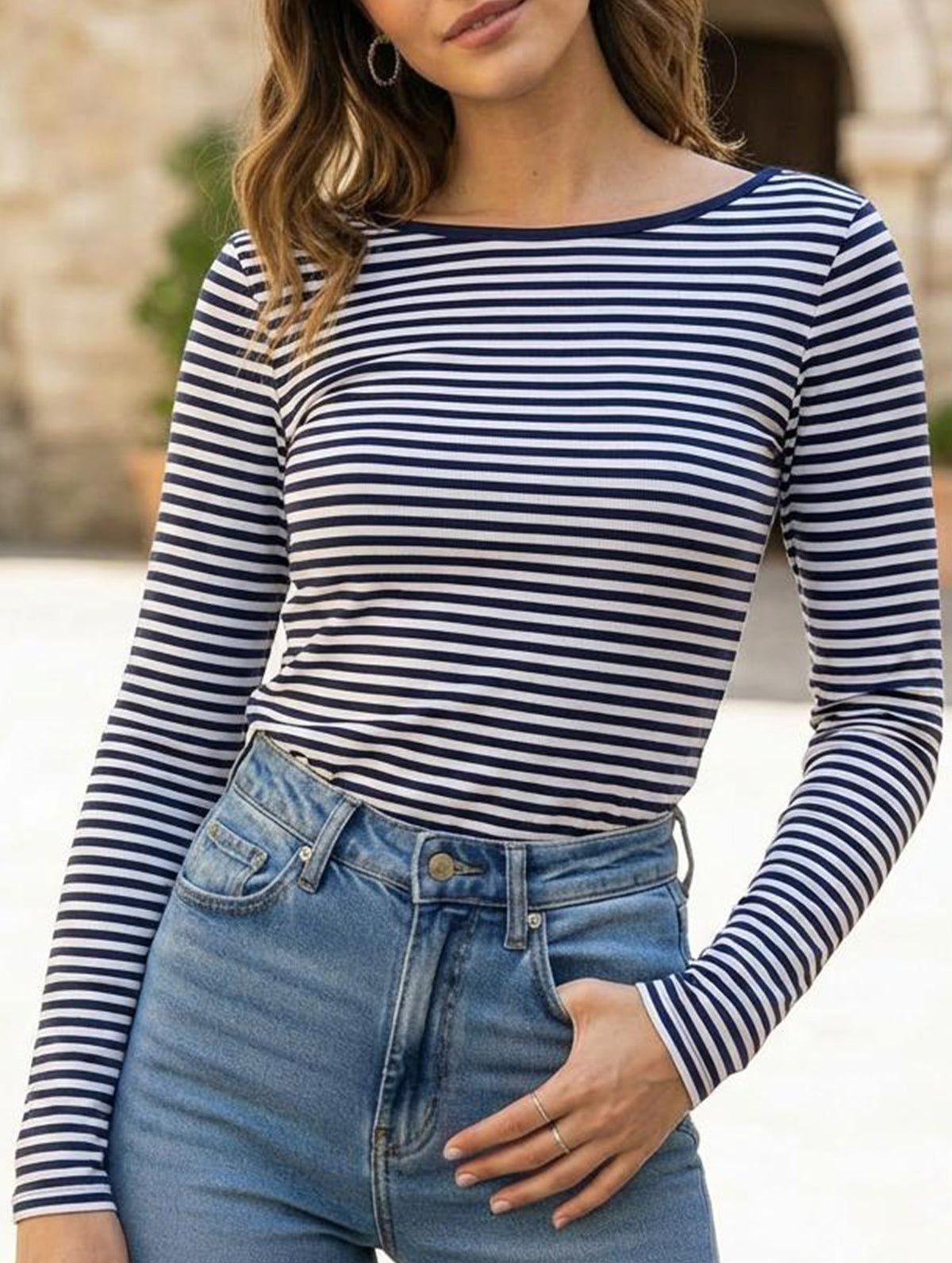 Versatile plaid long-sleeved base layer T-shirt