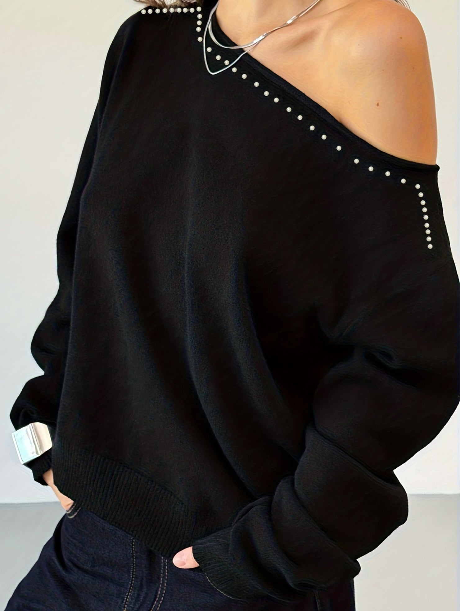 Riveted, one-shoulder long-sleeved knit sweater
