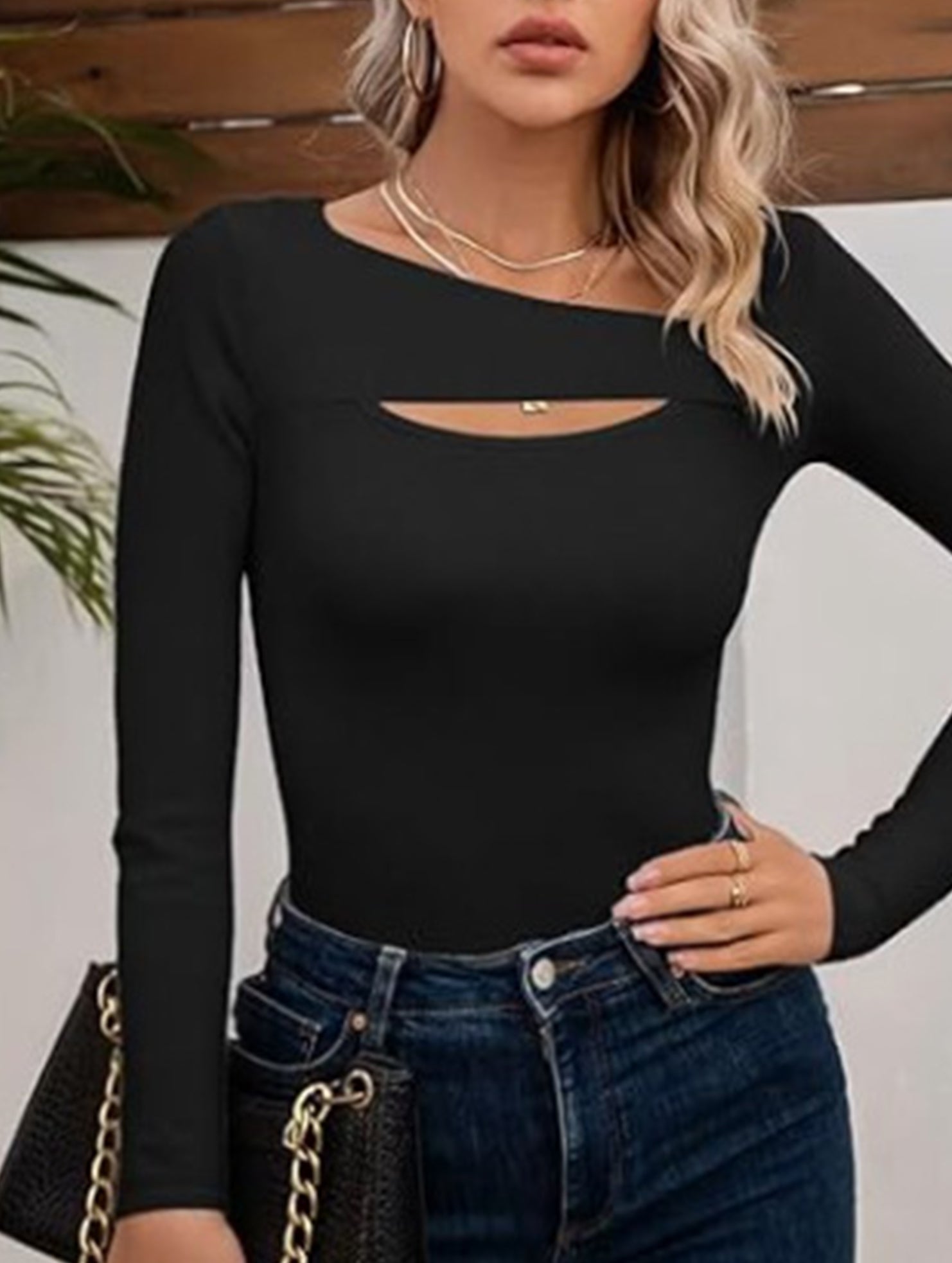 Sexy Fitted T-Shirt with Hollow-Out Top