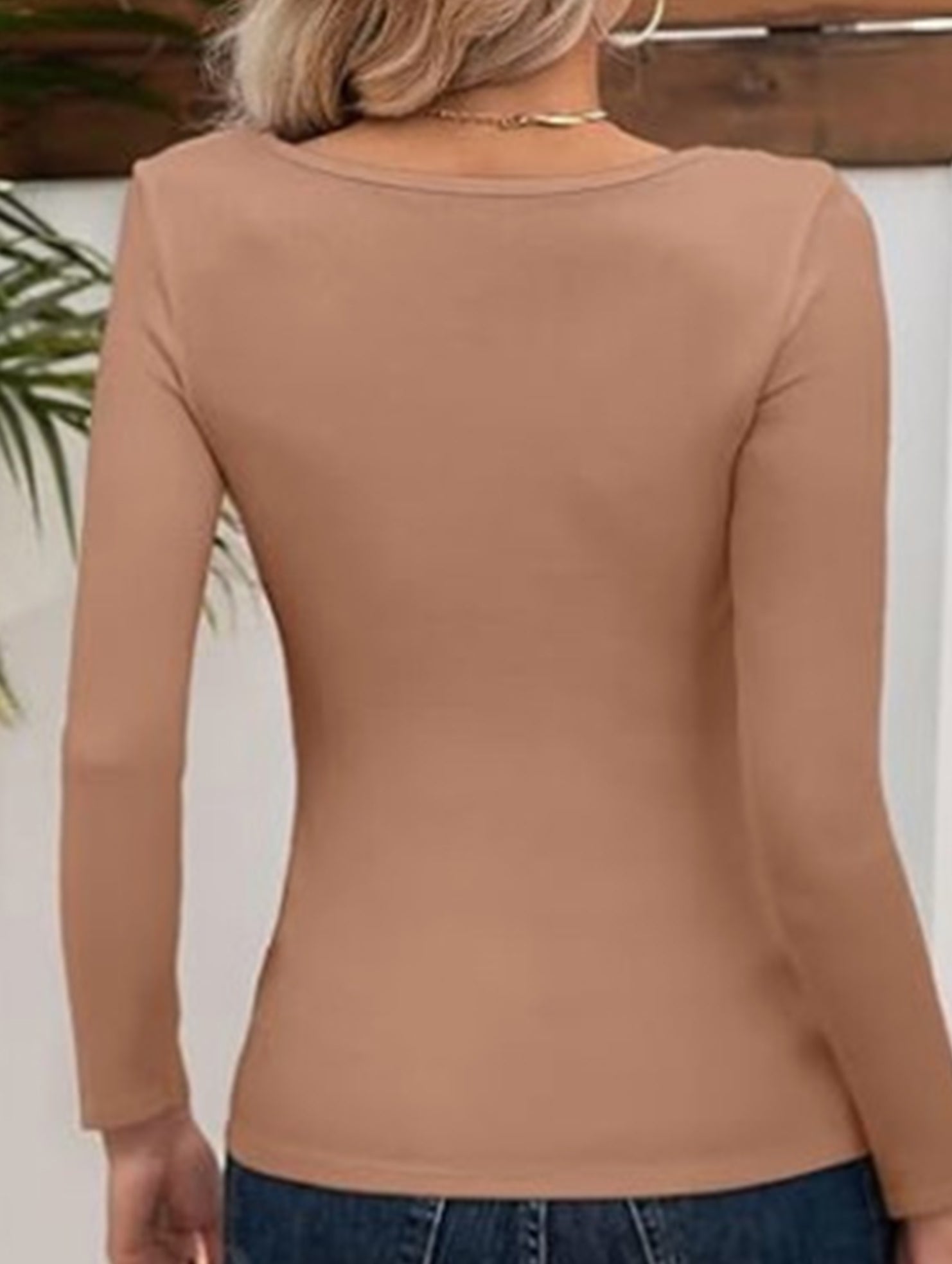 Sexy Fitted T-Shirt with Hollow-Out Top