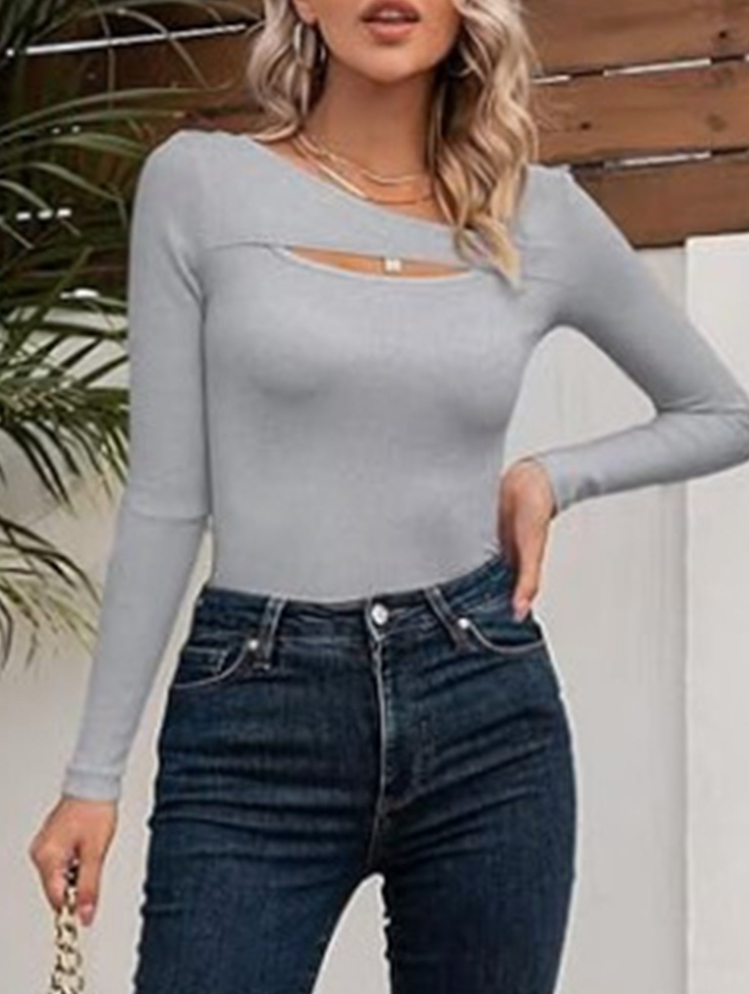 Sexy Fitted T-Shirt with Hollow-Out Top