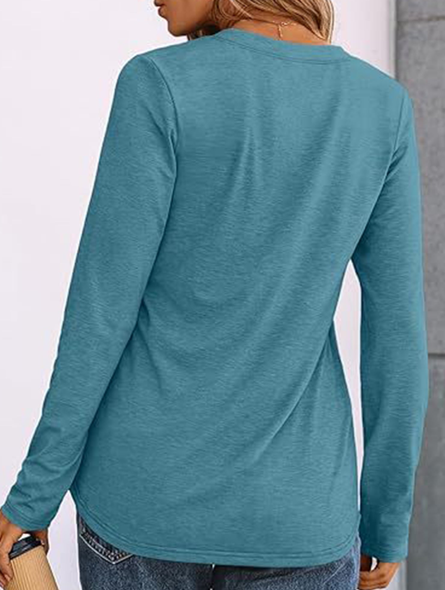 Stylish solid color long-sleeved V-neck button T-shirt