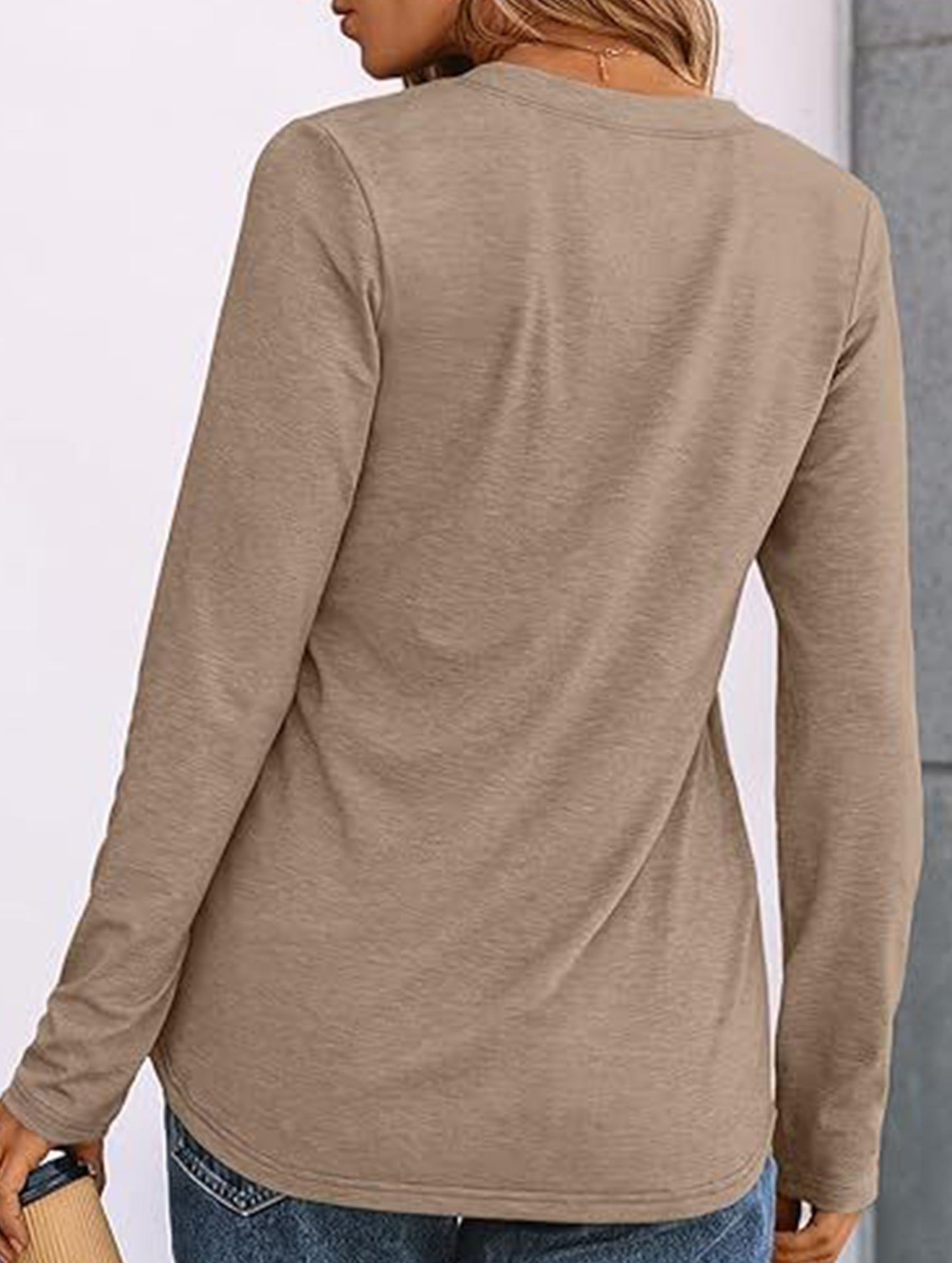 Stylish solid color long-sleeved V-neck button T-shirt