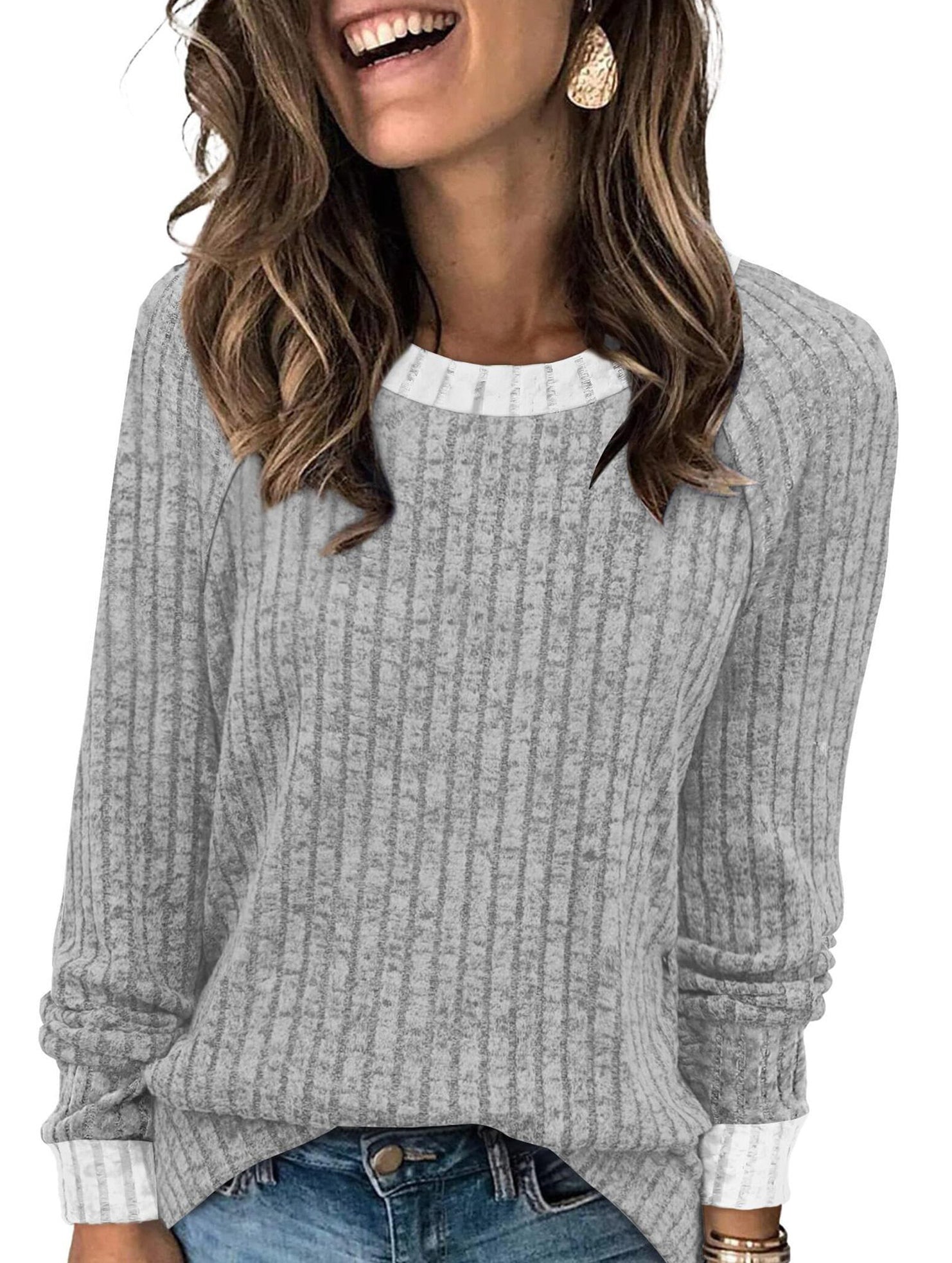 Round neck raglan sleeve solid color T-shirt