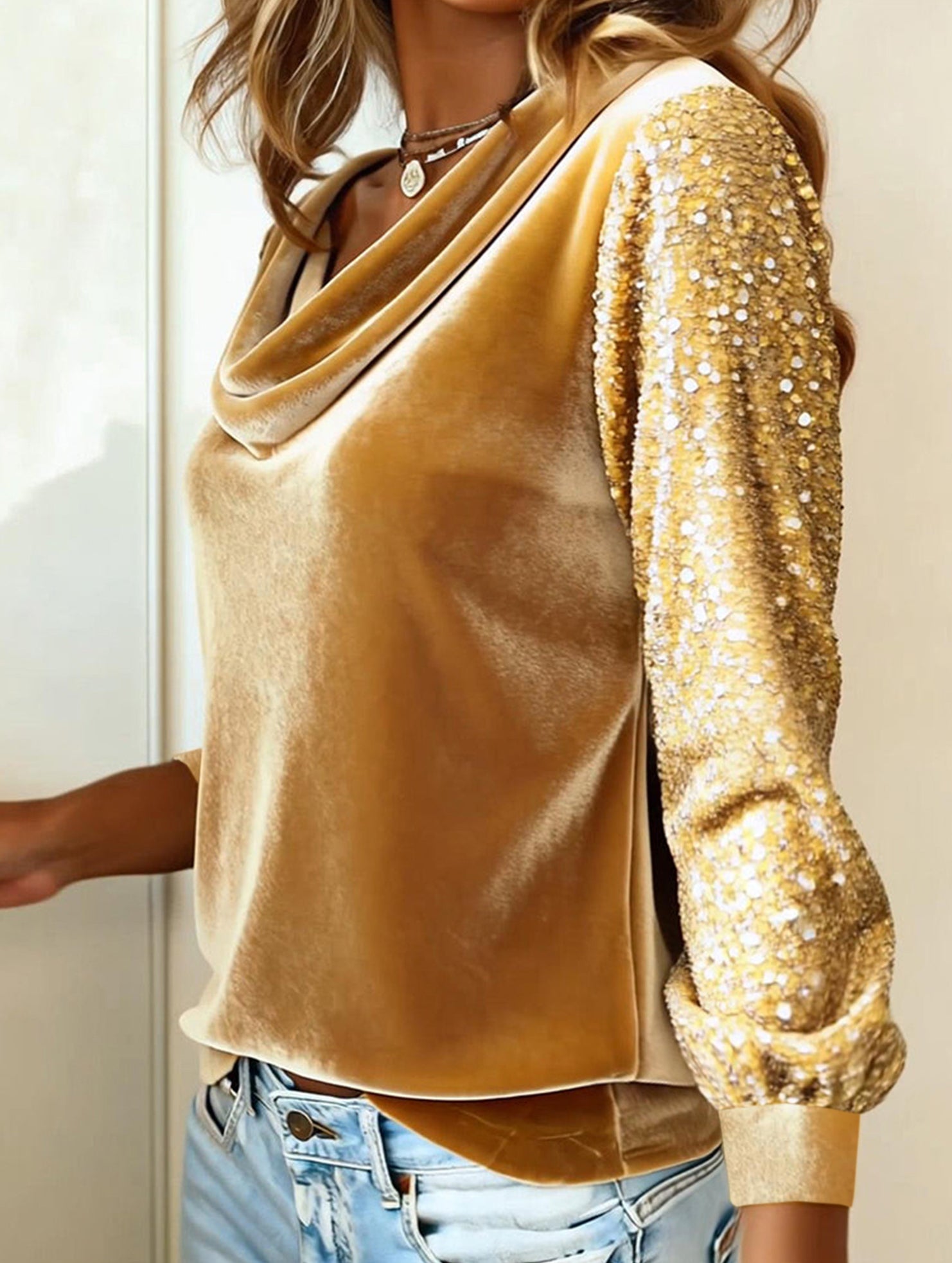 Stylish turtleneck sequin patchwork T-shirt