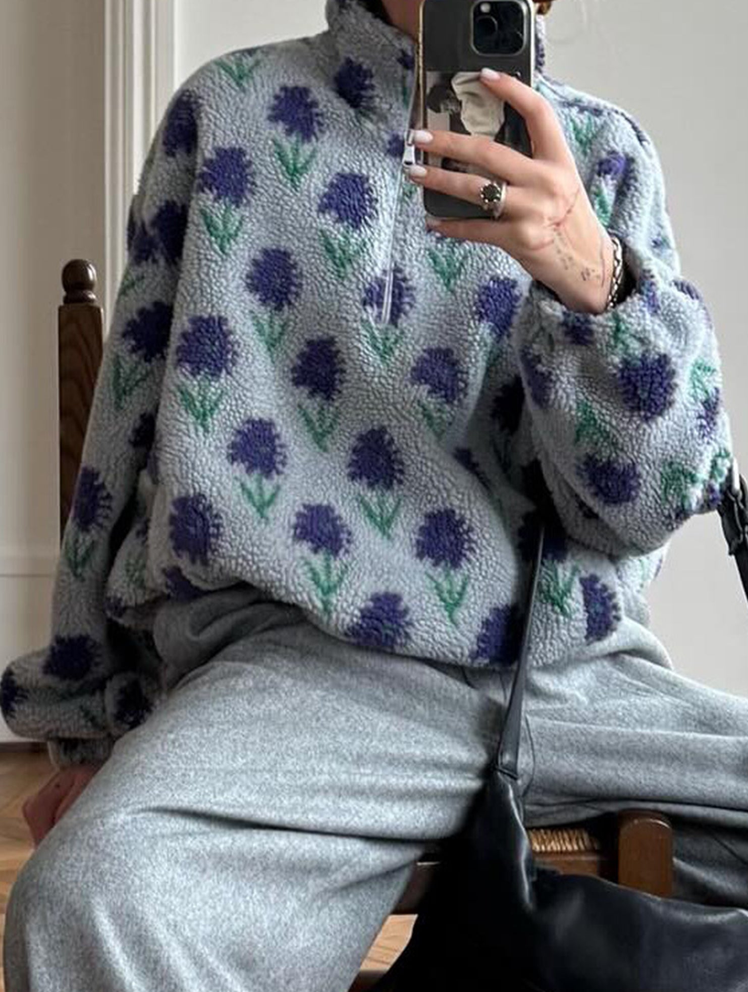 Stylish Stand Collar Long Sleeve Sweatshirt