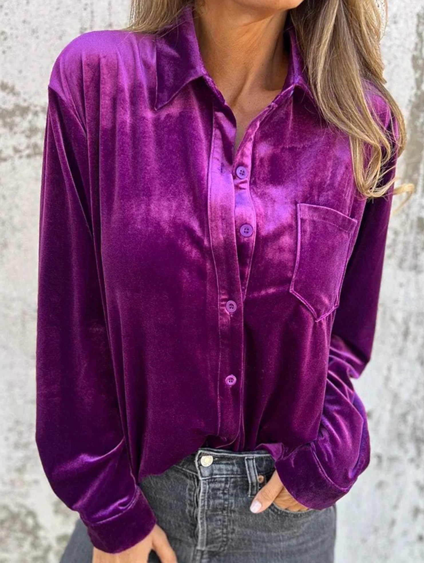 Stylish velvet collared shirt