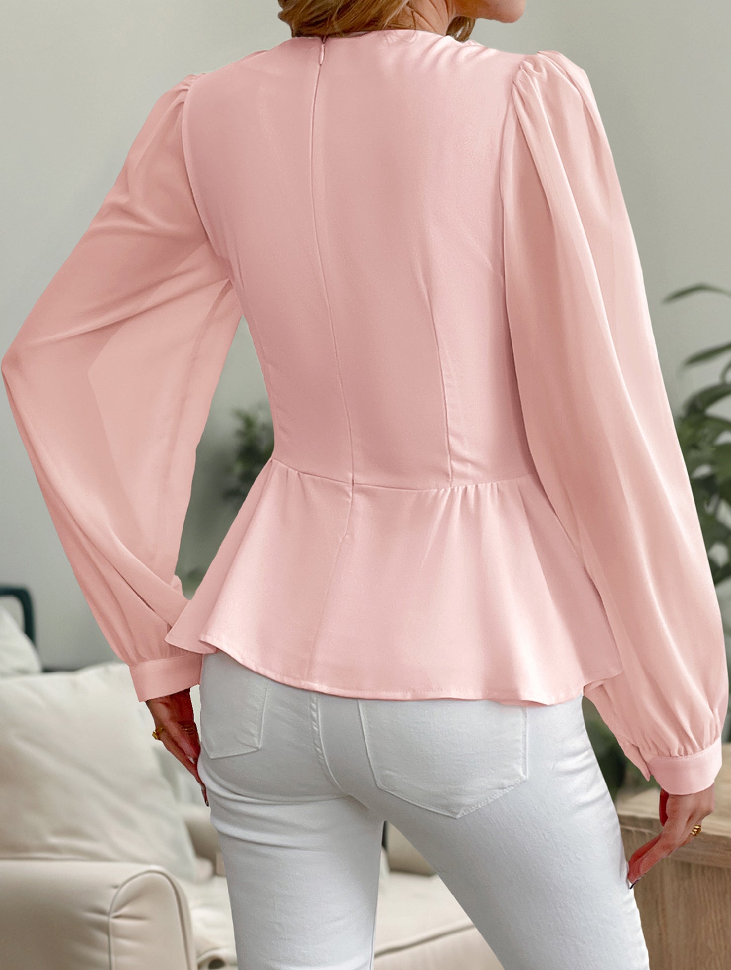 V Neck Waist Fitted Floral Blouse_CWTBLL02242