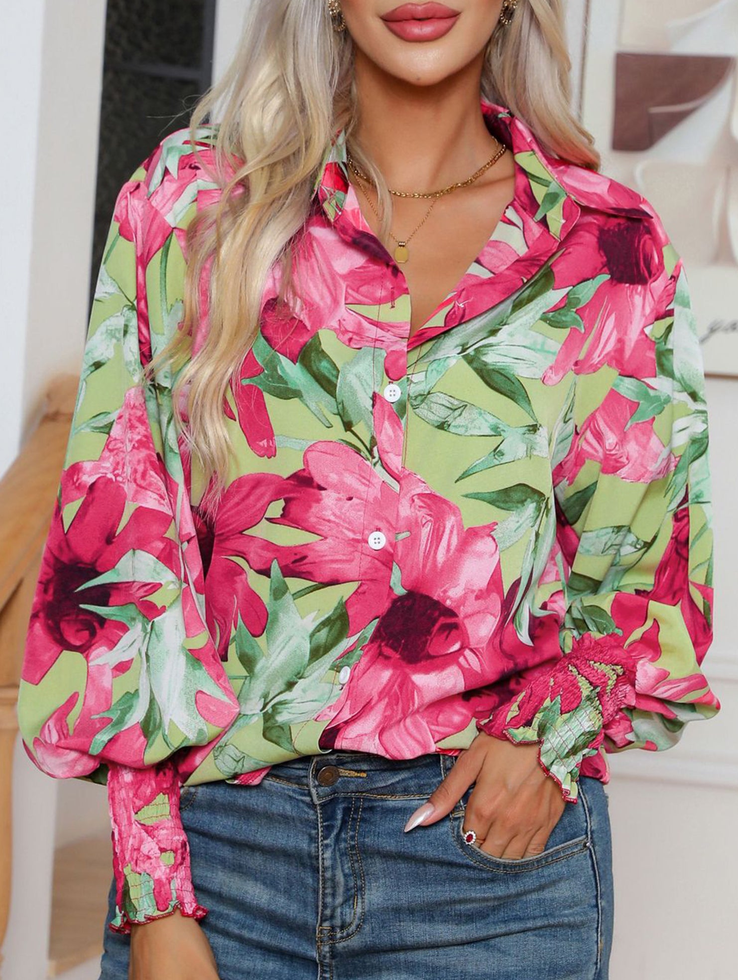 Fashionable printed lantern sleeve blouse for women