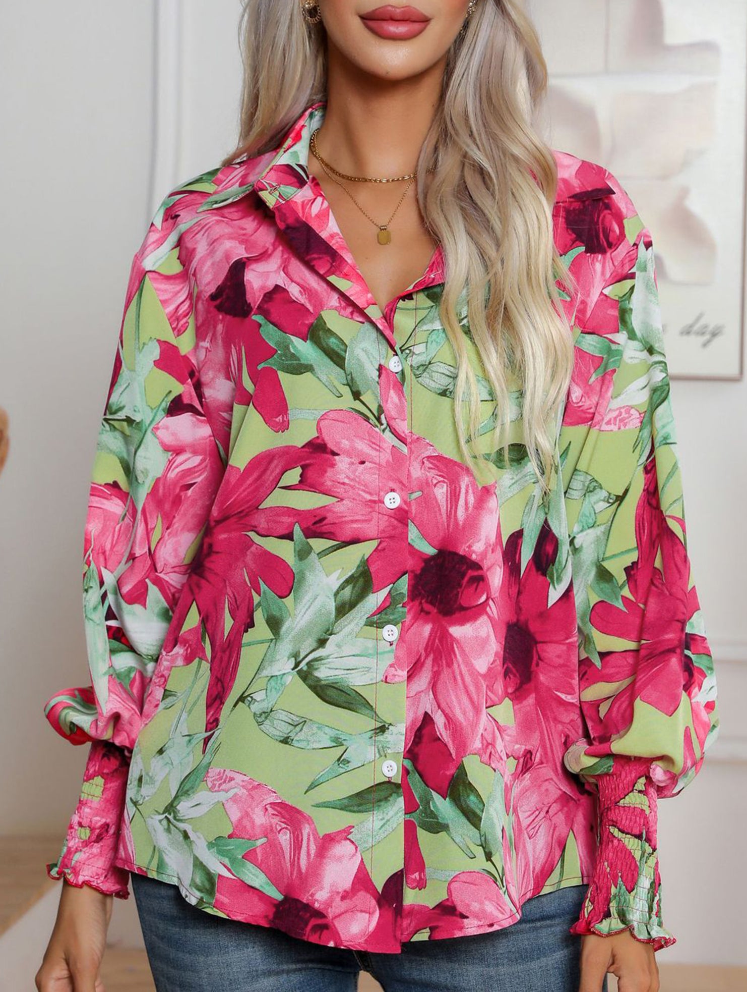 Fashionable printed lantern sleeve blouse for women