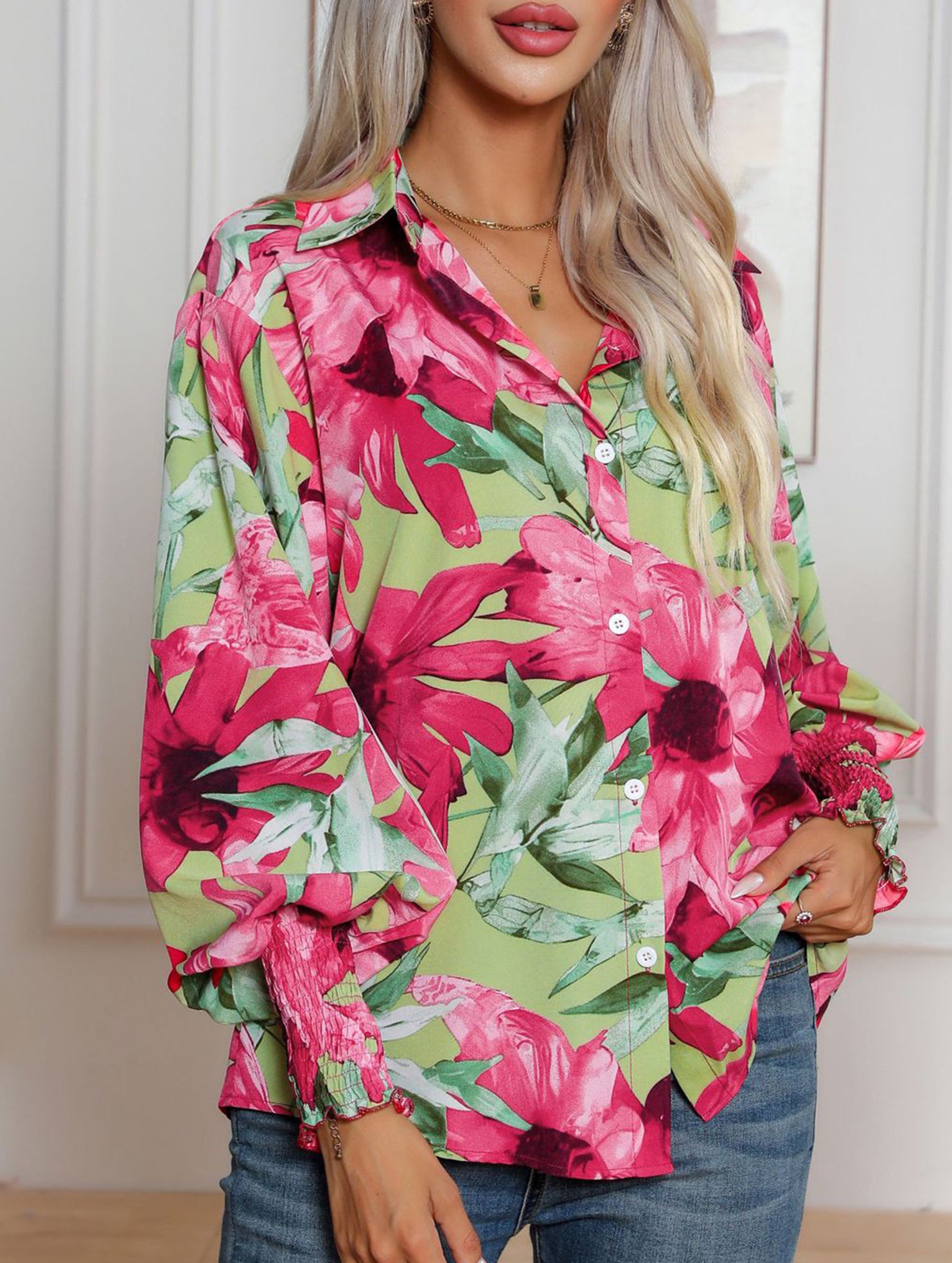 Fashionable printed lantern sleeve blouse for women