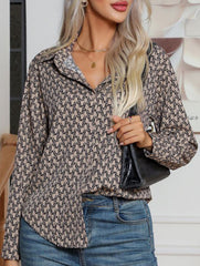 Fashionable geometric print shirt for women_CWTBLL02306