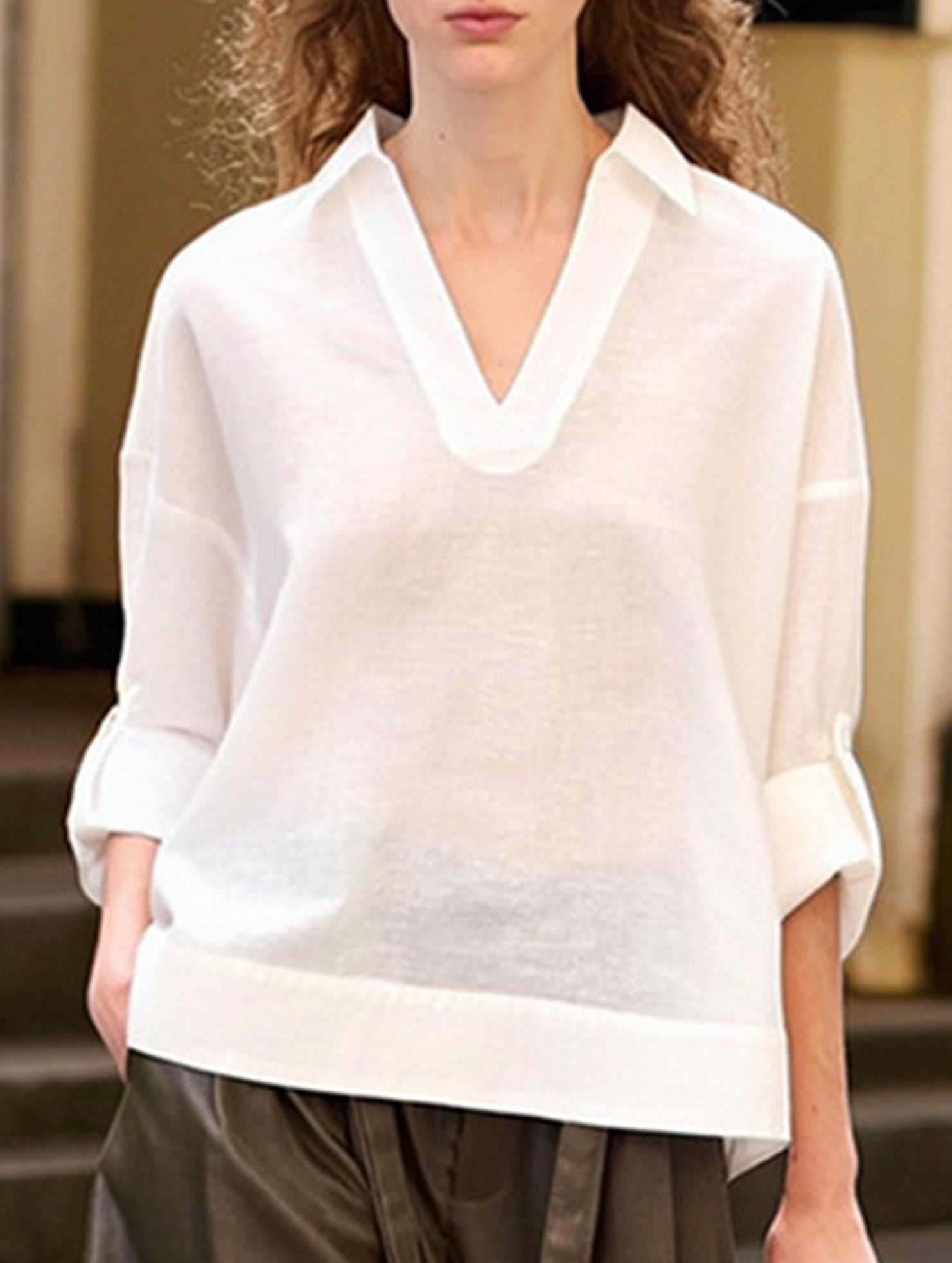 White Linen V Neck Long Sleeve Shirt_CWTBLL02357
