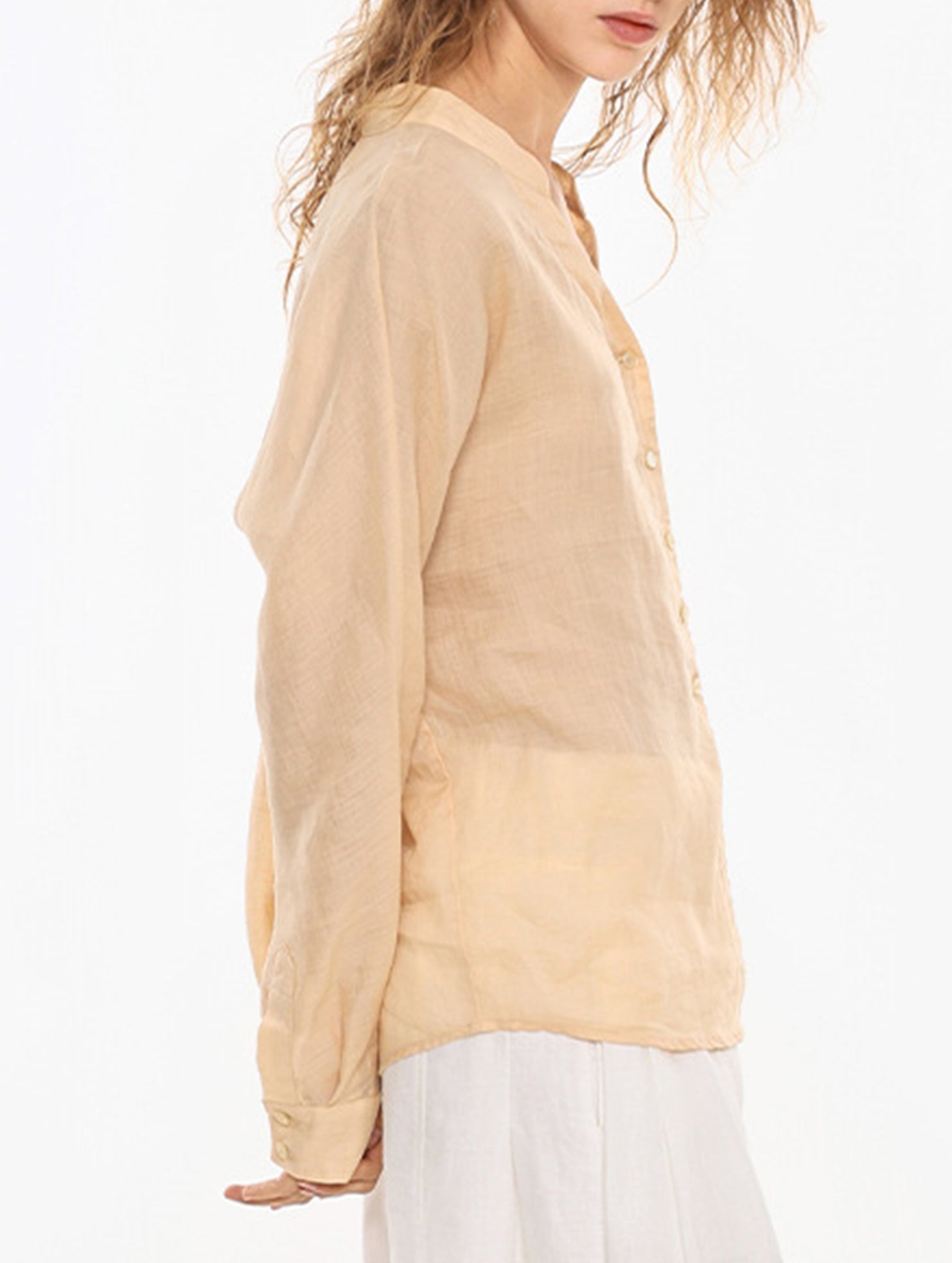 100% Ramie V Neck Lightweight Shirt_CWTBLL02358