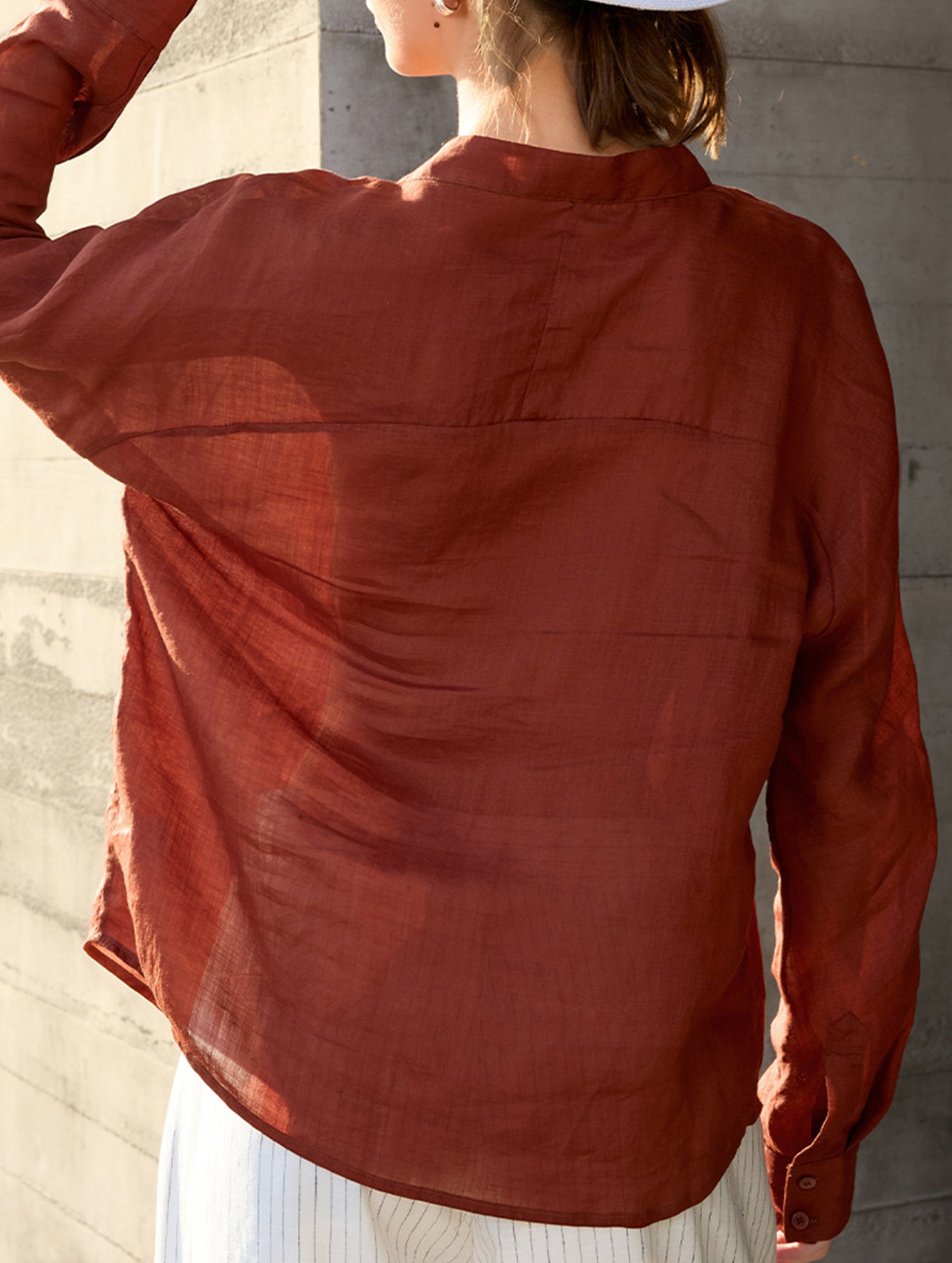 100% Ramie V Neck Lightweight Shirt_CWTBLL02358