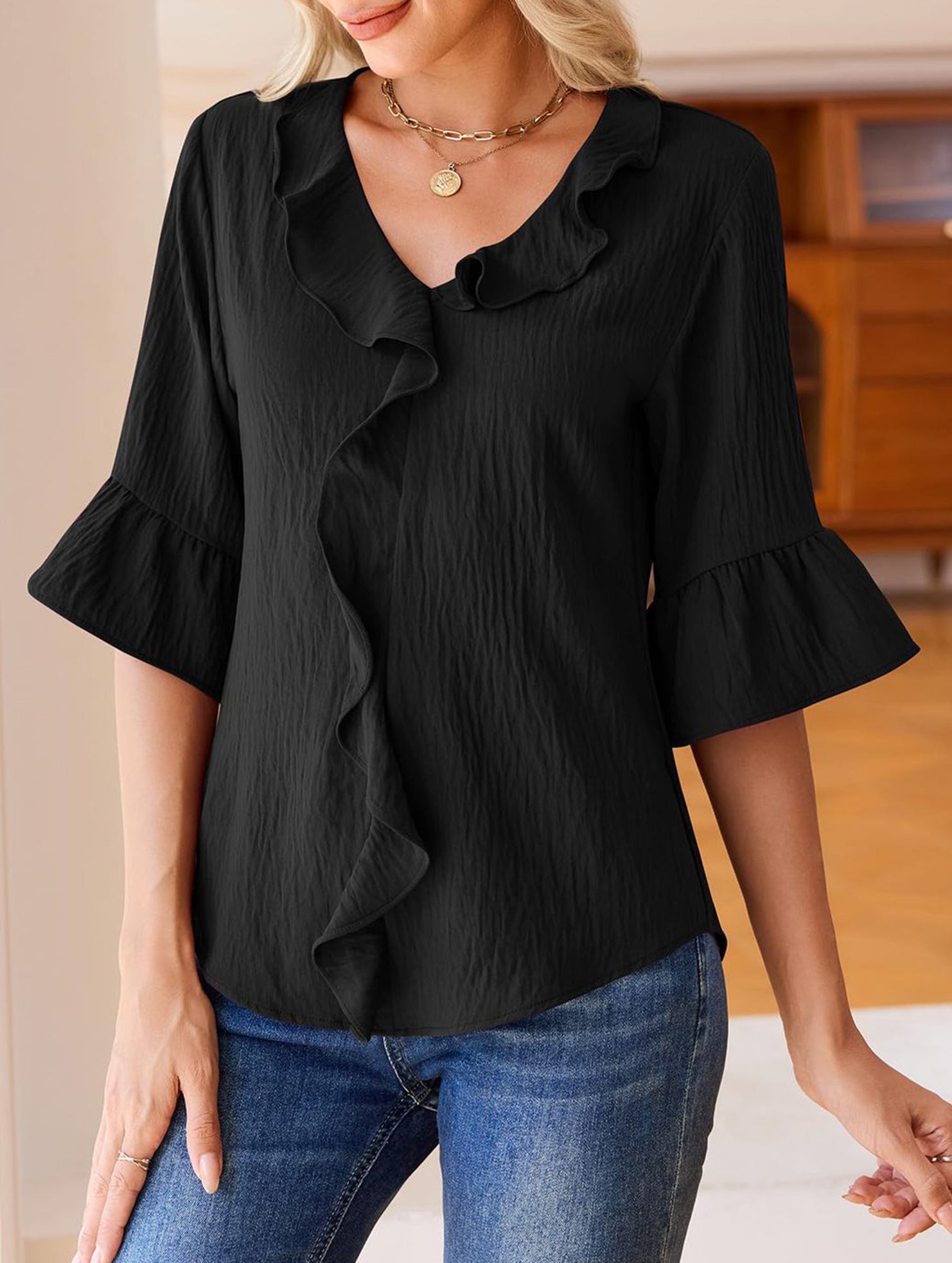 Ruffle 3/4 Sleeve Lantern Neck Casual Top_CWTBLS02559