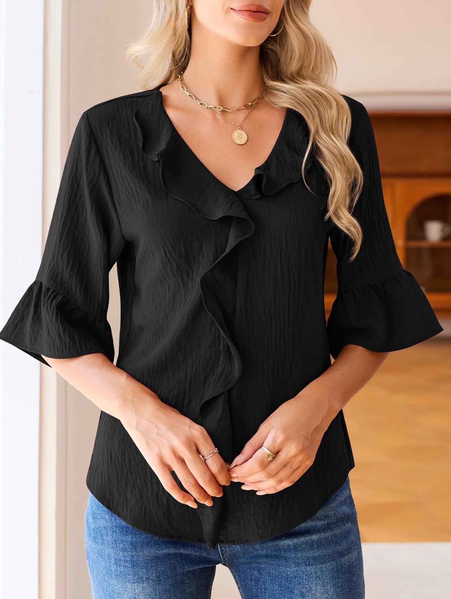 Ruffle 3/4 Sleeve Lantern Neck Casual Top_CWTBLS02559